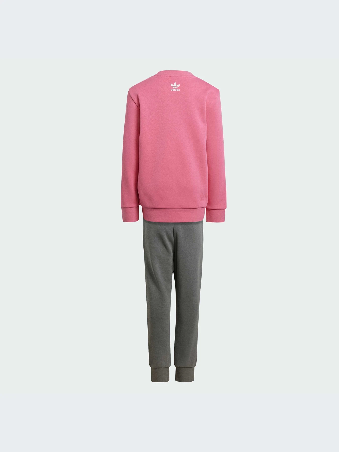 Костюмы Adidas модель IT7919 Костюмы Adidas модель IT7919 Фото