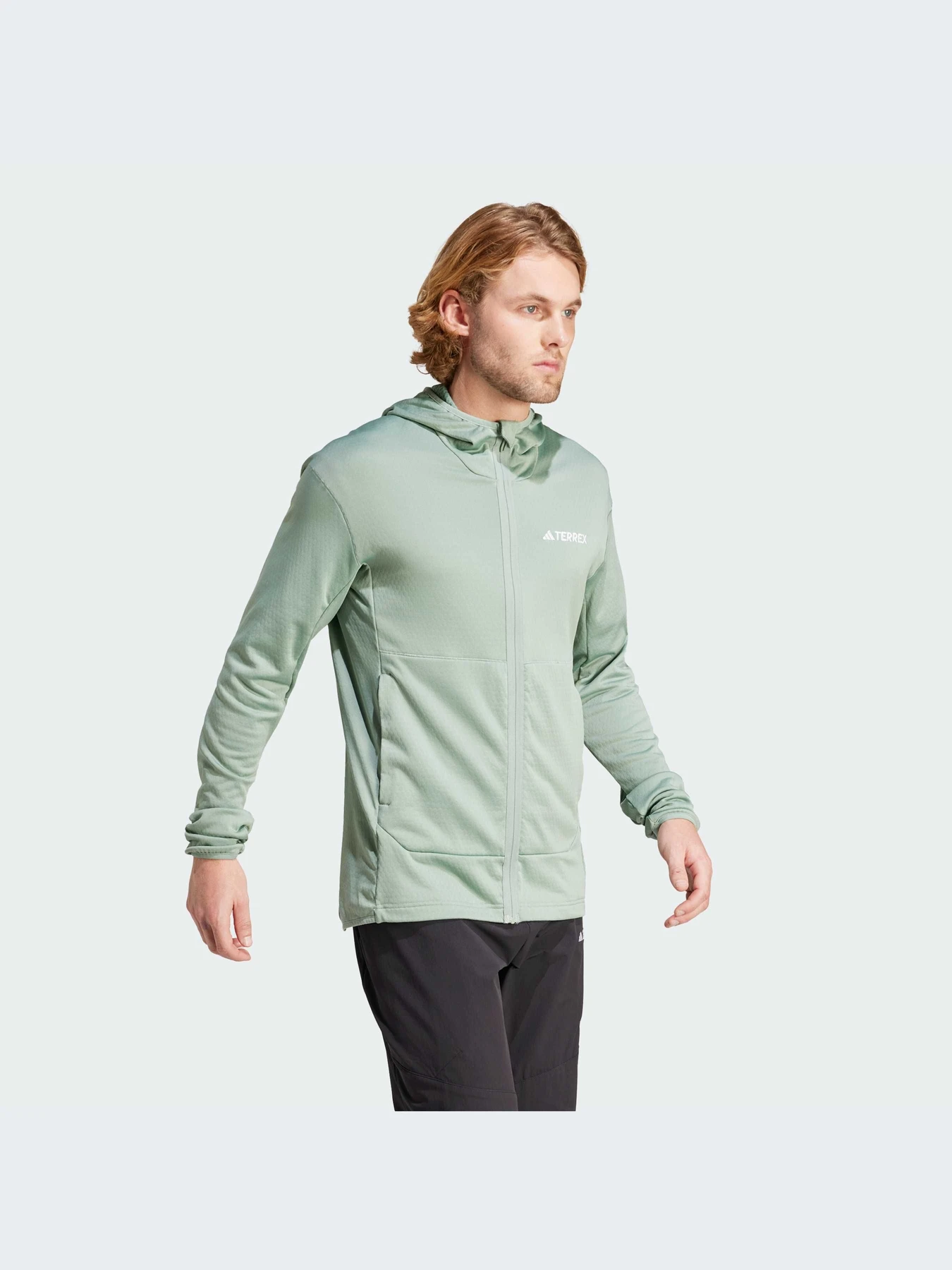 Худи и свитшоты Adidas модель IQ3718 Худи и свитшоты Adidas модель IQ3718 Фото