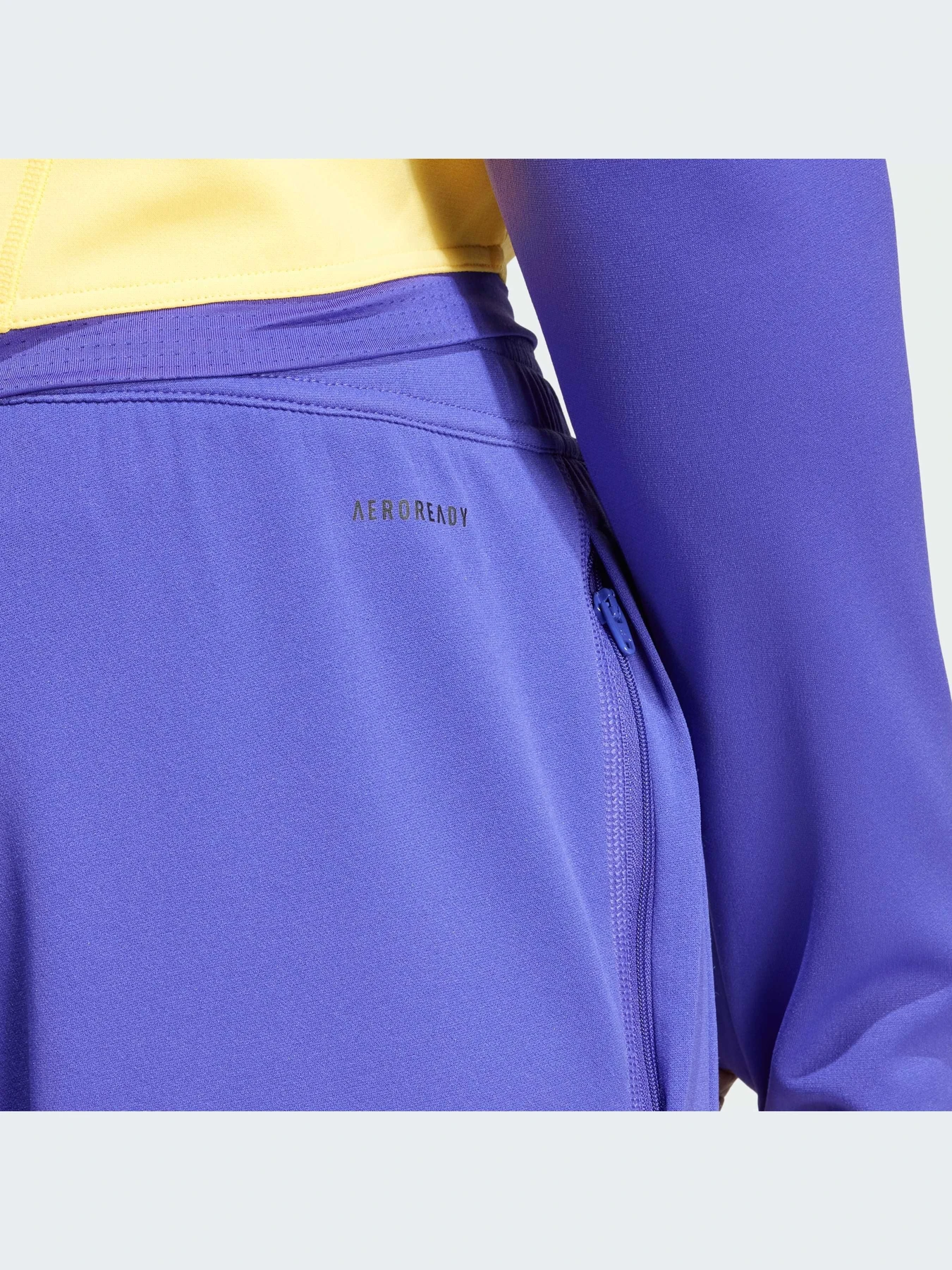 Брюки Adidas Tiro модель IQ0542 Брюки Adidas Tiro модель IQ0542 Фото