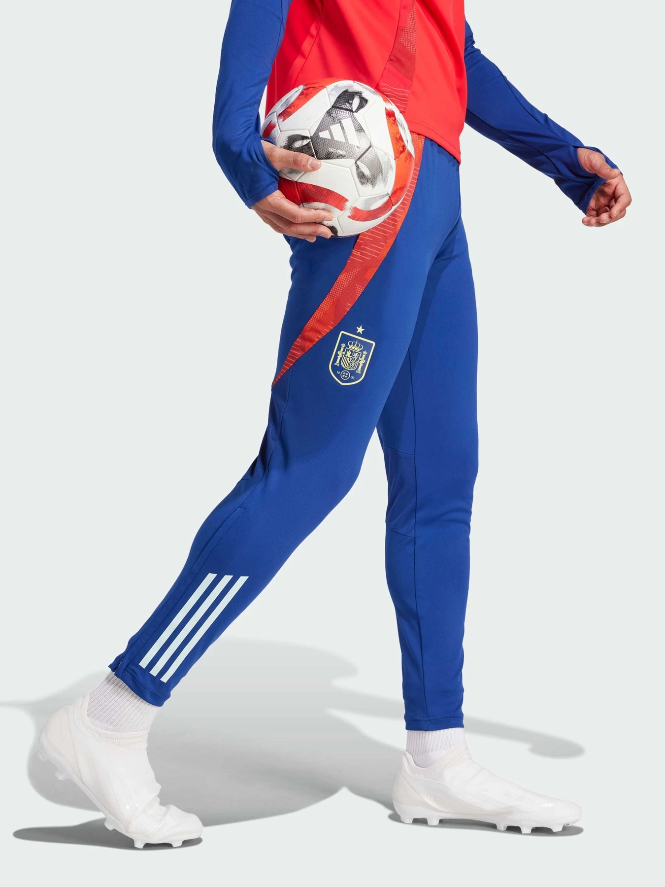 Брюки Adidas Tiro модель IP6405 Фото