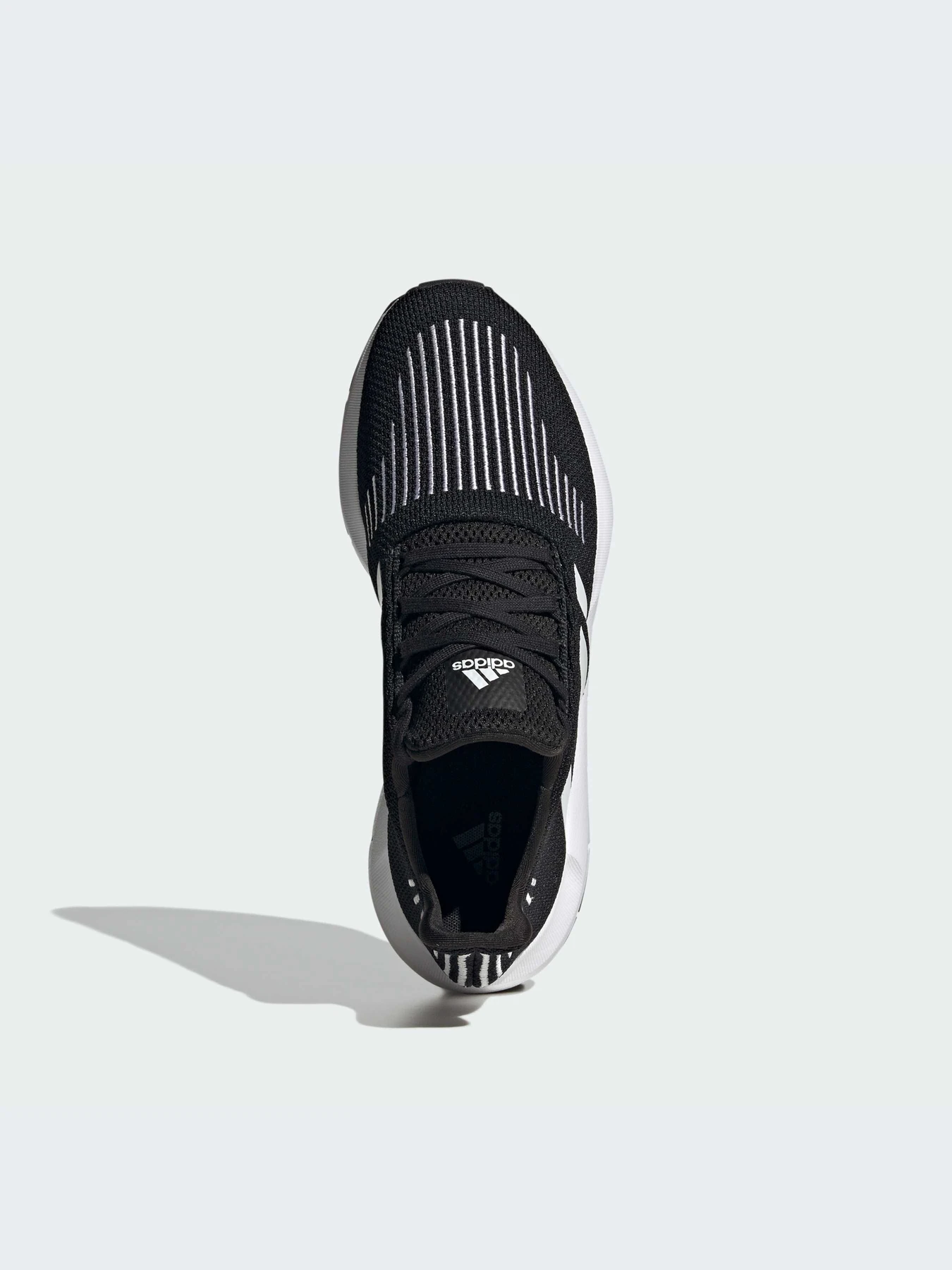 Кроссовки Adidas Swift модель IE7474 Фото