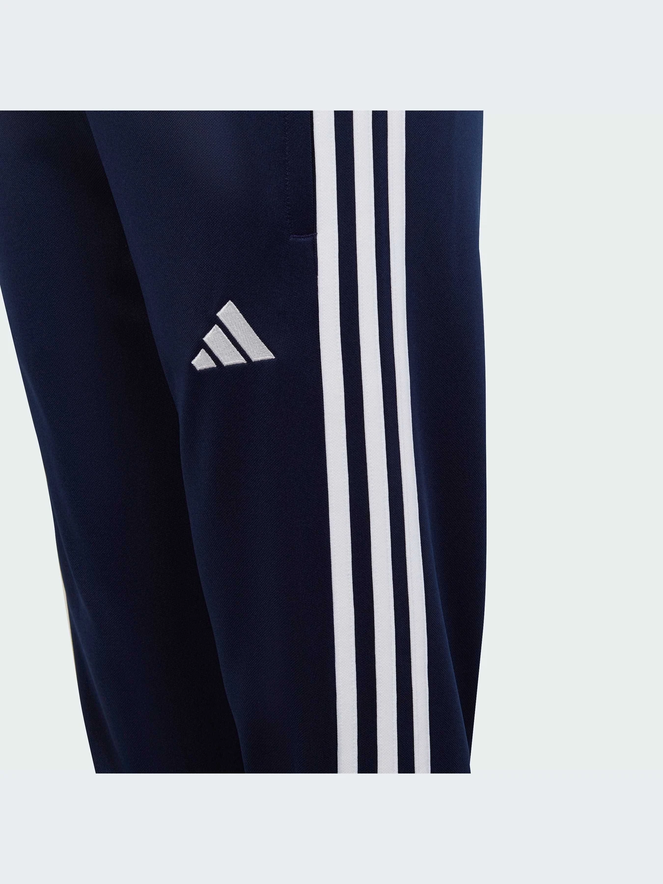 Брюки Adidas Tiro модель HZ0177 Брюки Adidas Tiro модель HZ0177 Фото