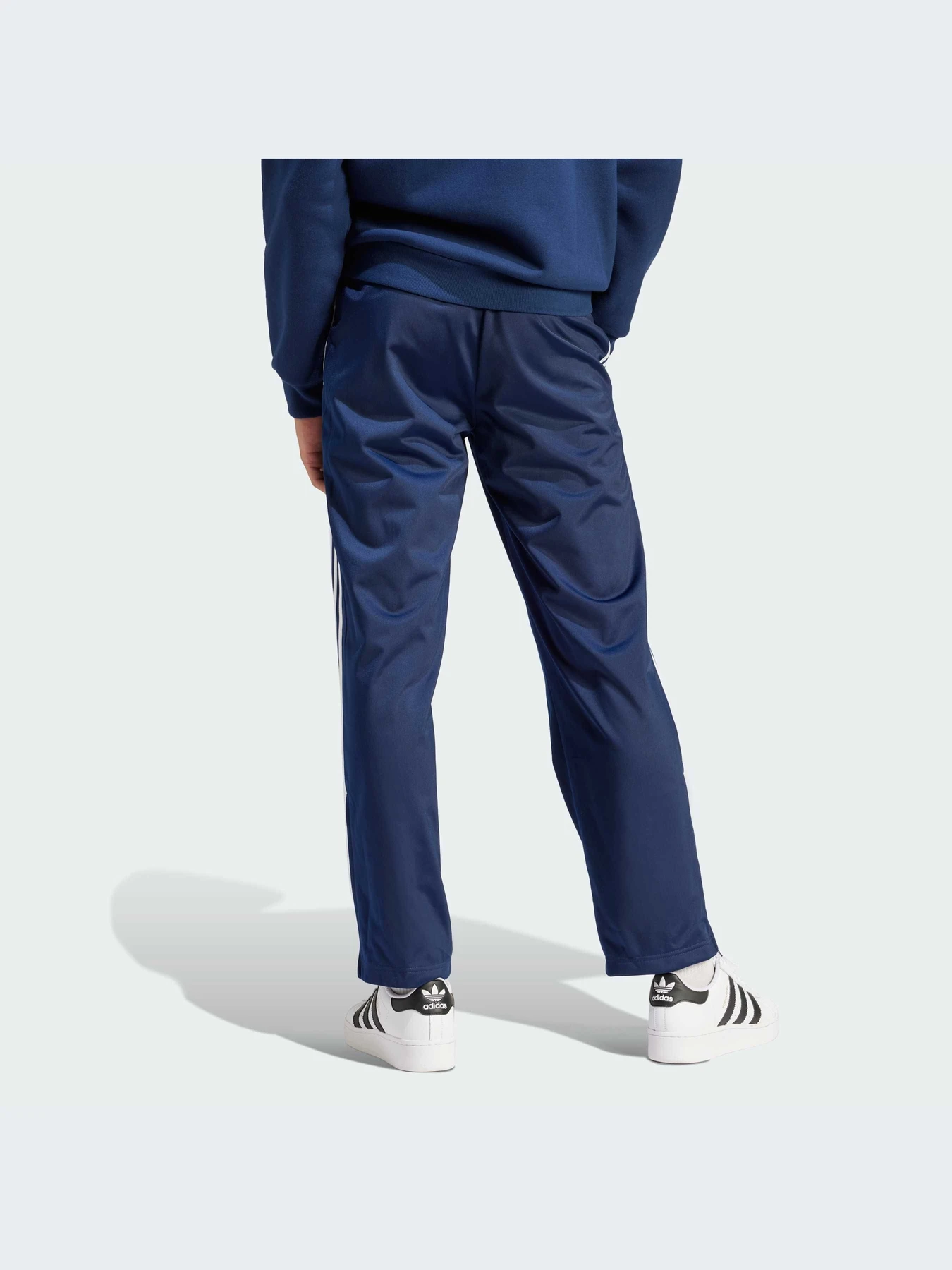 Брюки Adidas модель IM9471 Брюки Adidas модель IM9471 Фото