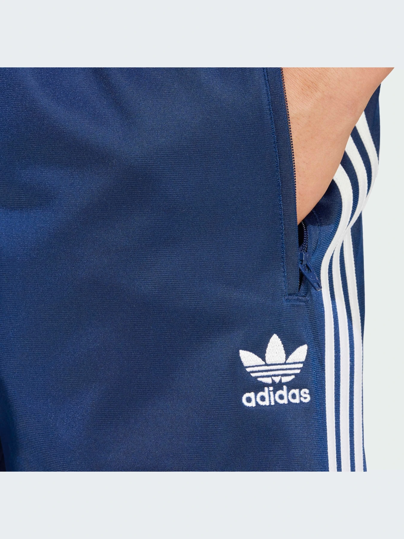 Шорти Adidas Adicolor модель IM9422 Фото