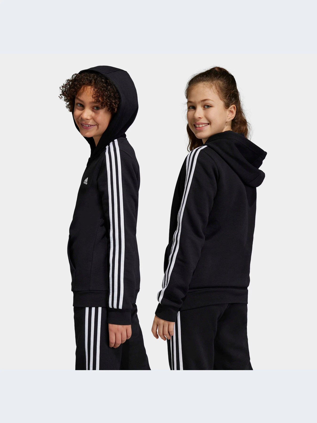 Худи и свитшоты Adidas модель HR6331 Фото