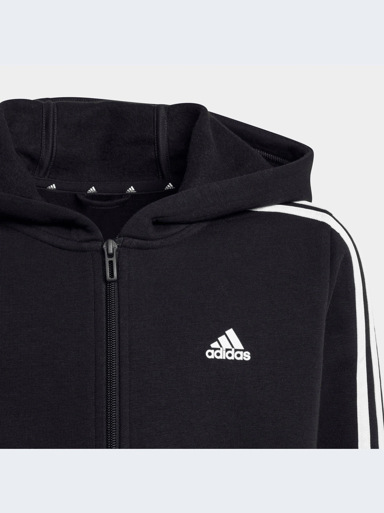 Худи и свитшоты Adidas модель HR6331 Фото