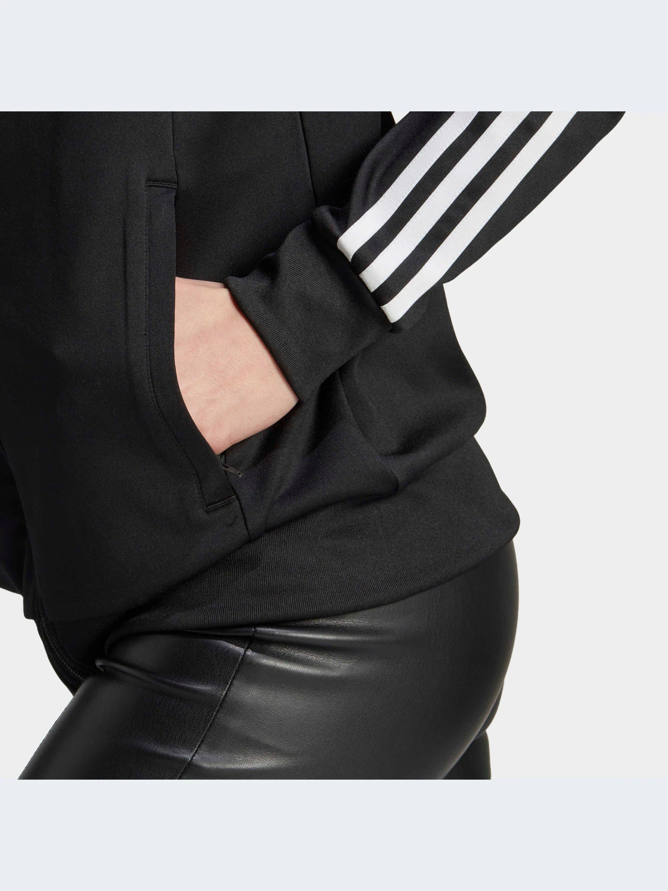 Худі та світшоти Adidas модель IK4034 Фото