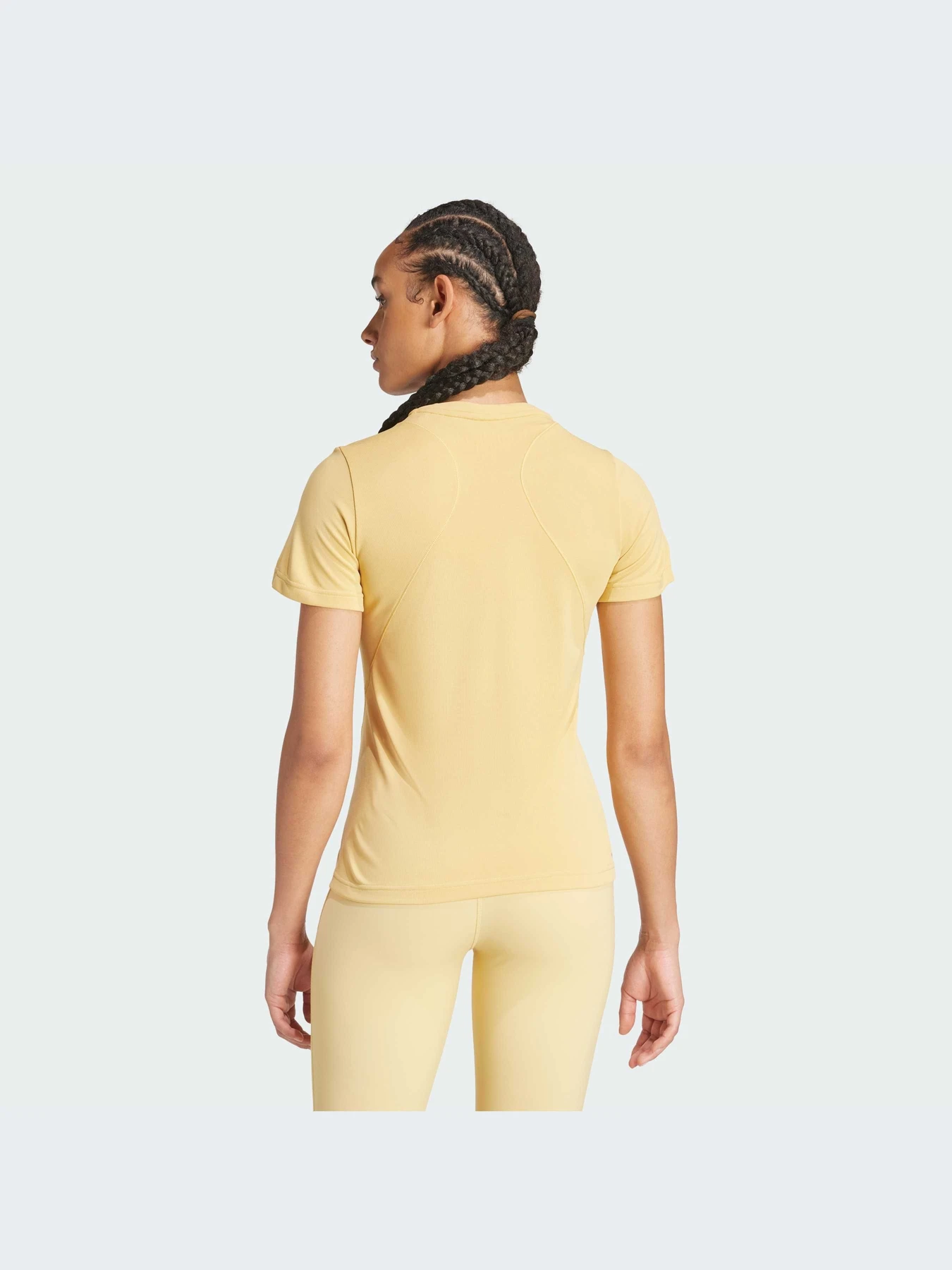 Футболки и поло Adidas модель IU1125 Футболки и поло Adidas модель IU1125 Фото