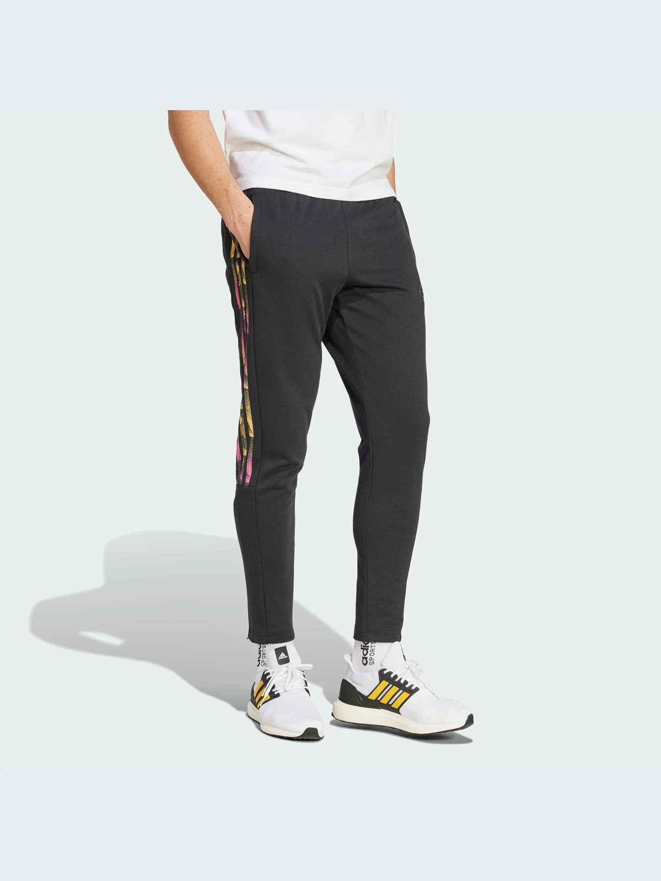 Брюки Adidas Tiro модель IP3788 Фото