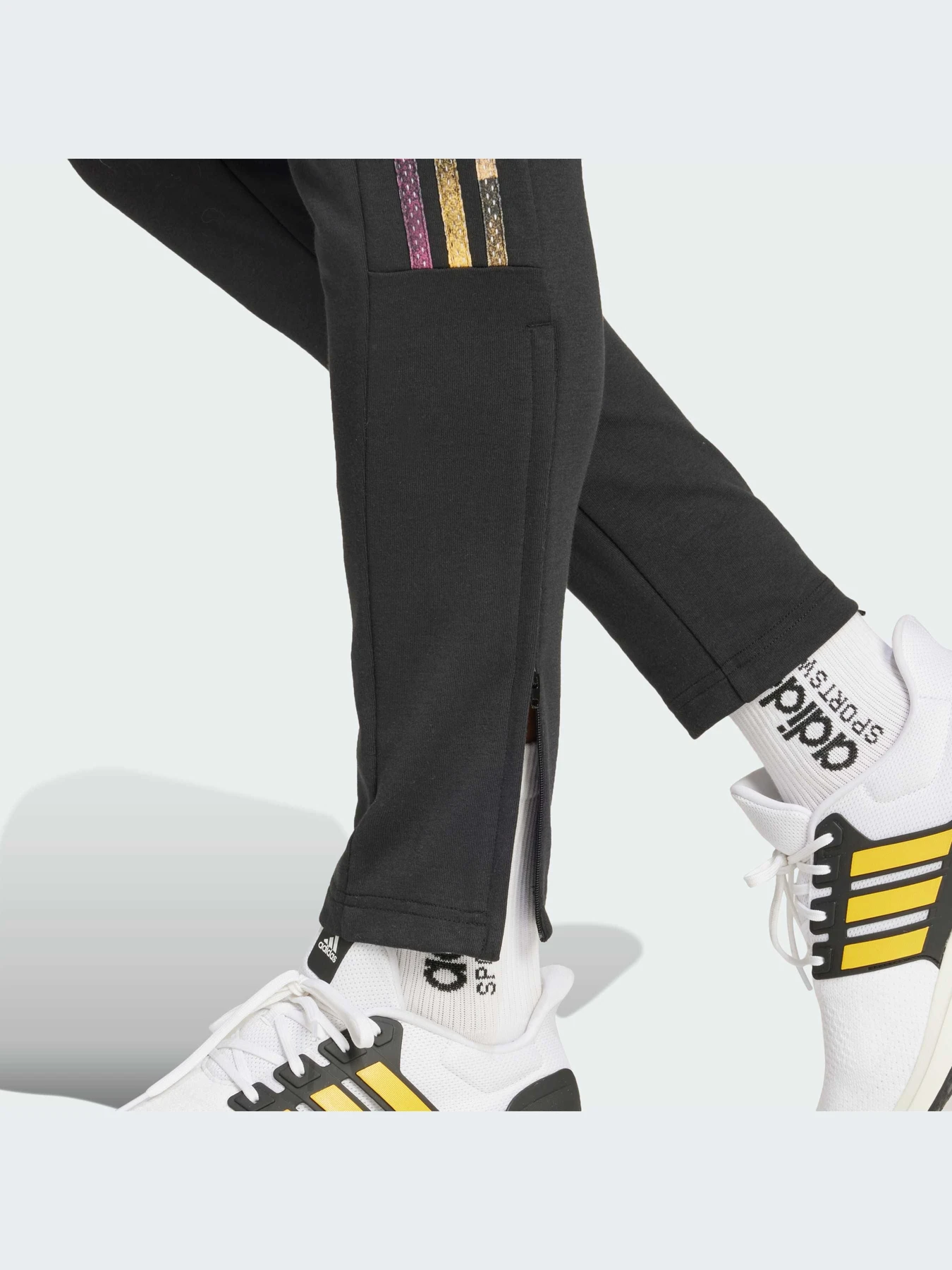 Брюки Adidas Tiro модель IP3788 Фото
