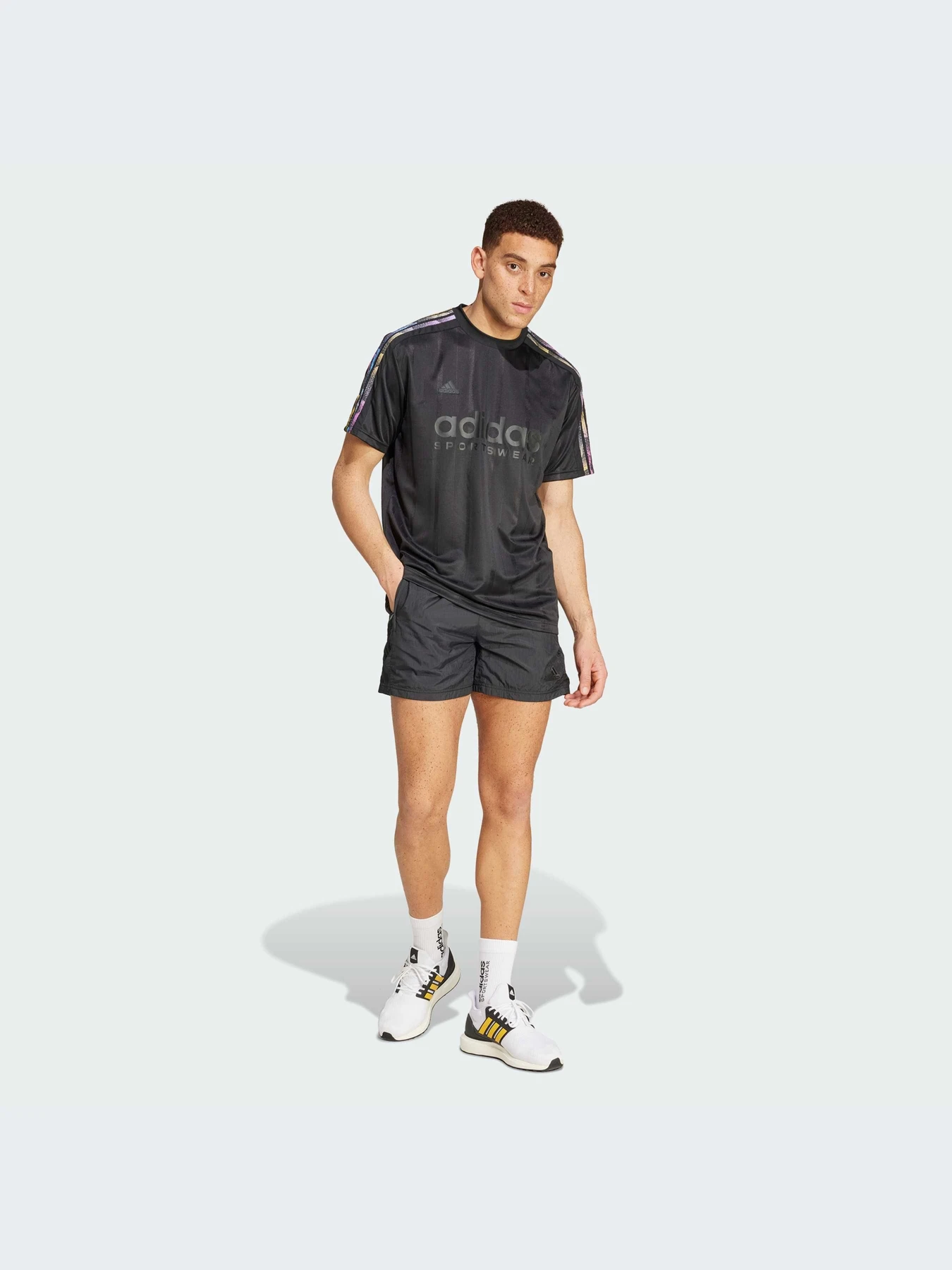 Футболки і поло Adidas Tiro модель IP3786 Фото