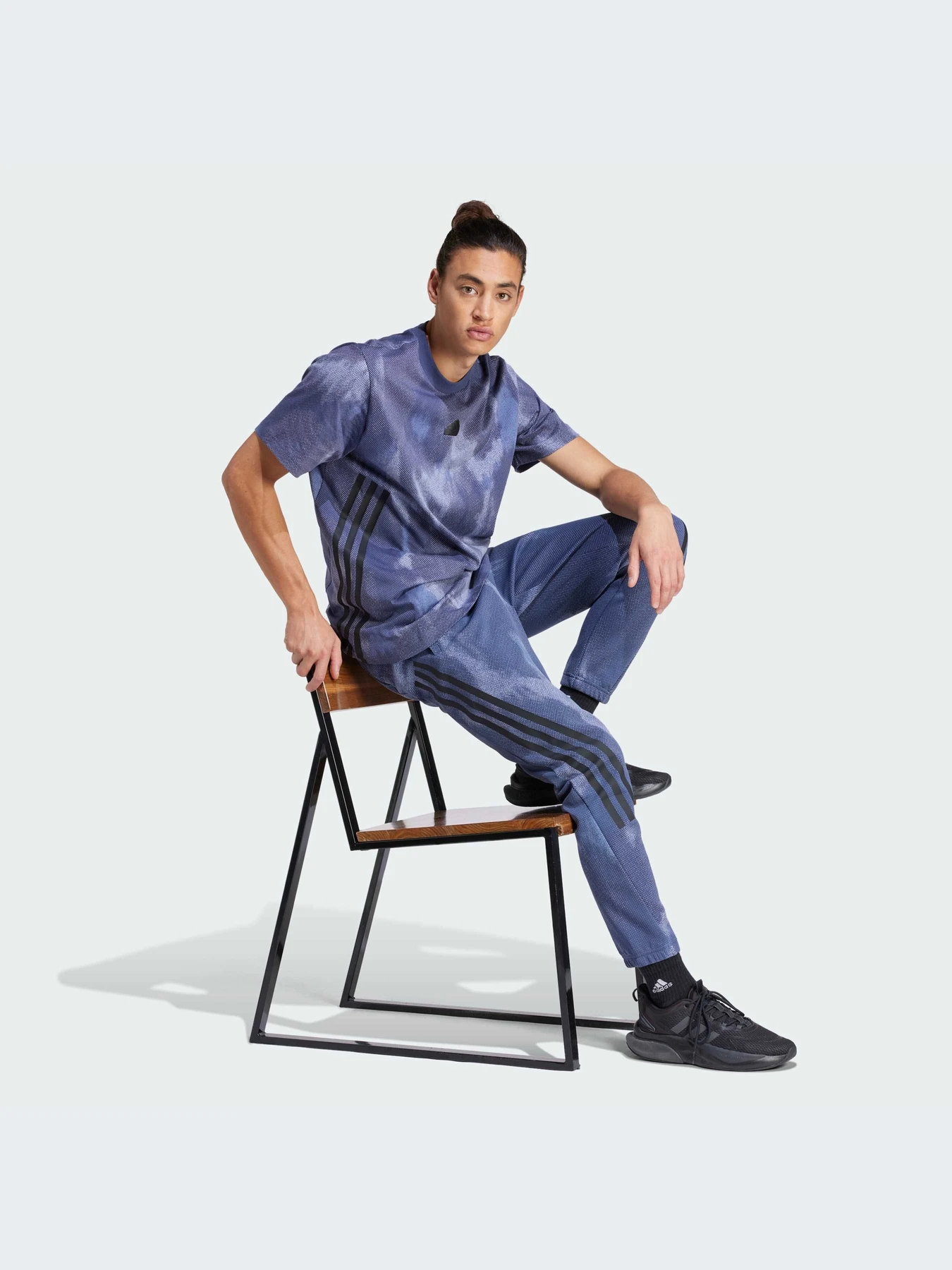Футболки і поло Adidas 3 Stripes модель IR9195 Футболки і поло Adidas 3 Stripes модель IR9195 Фото