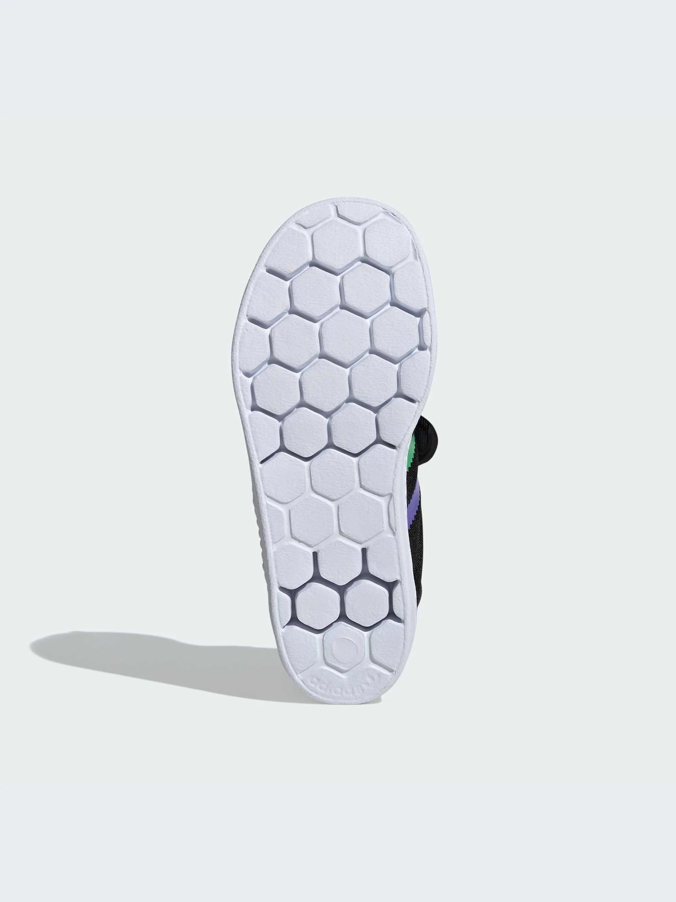 Кросівки Adidas модель IE0684 Фото