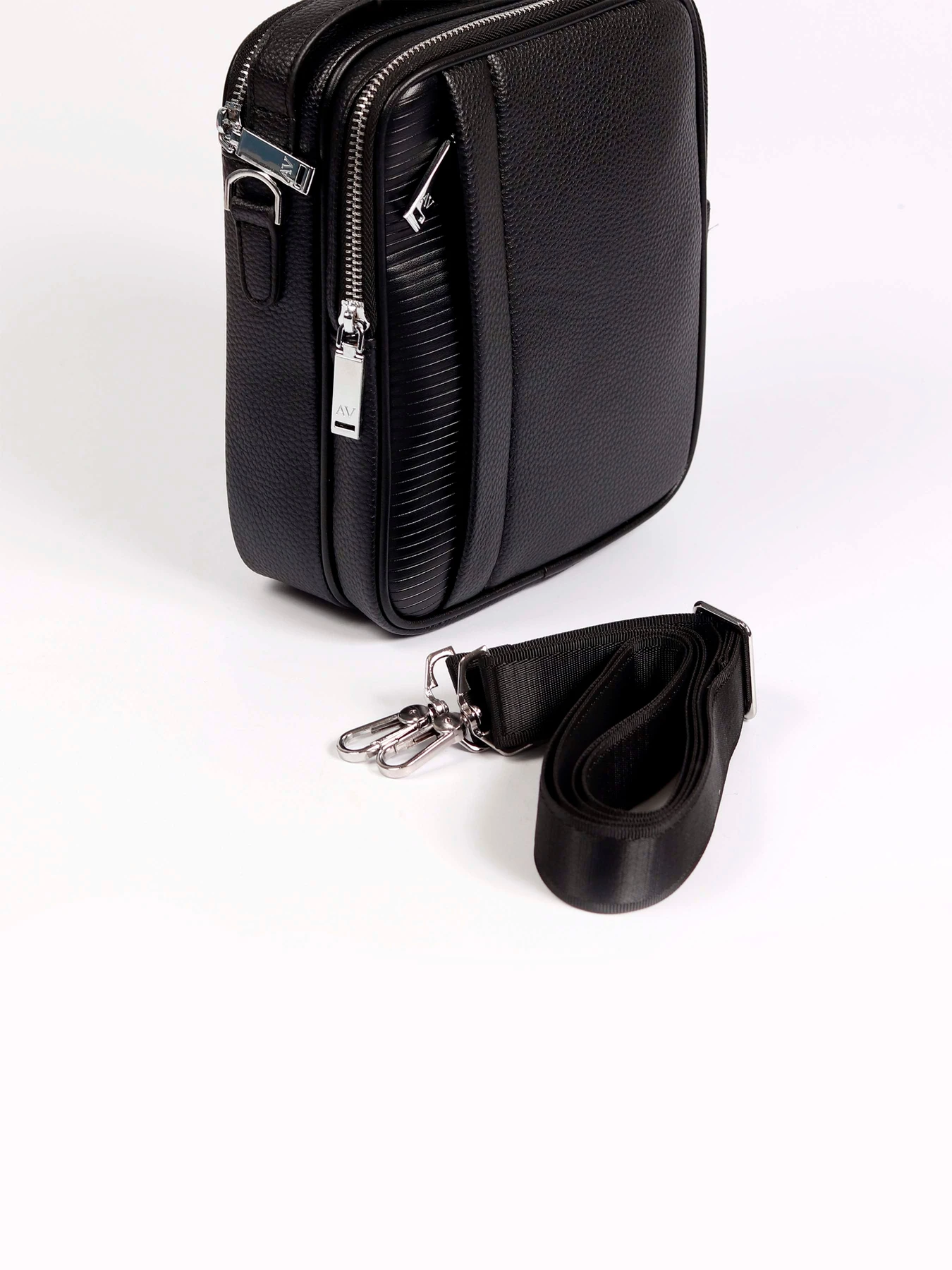 Сумки Respect модель 8018-21VL_Black Фото