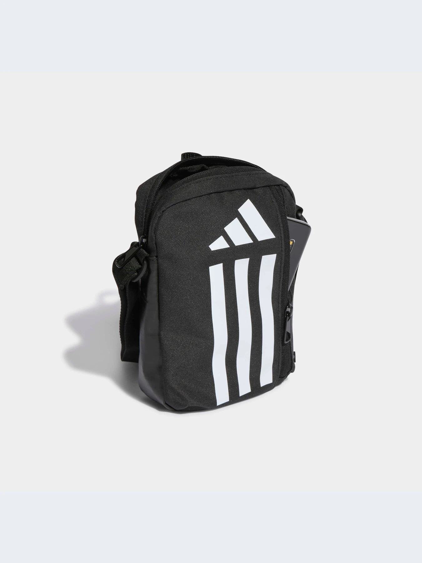 Сумки Adidas модель HT4752 Сумки Adidas модель HT4752 Фото