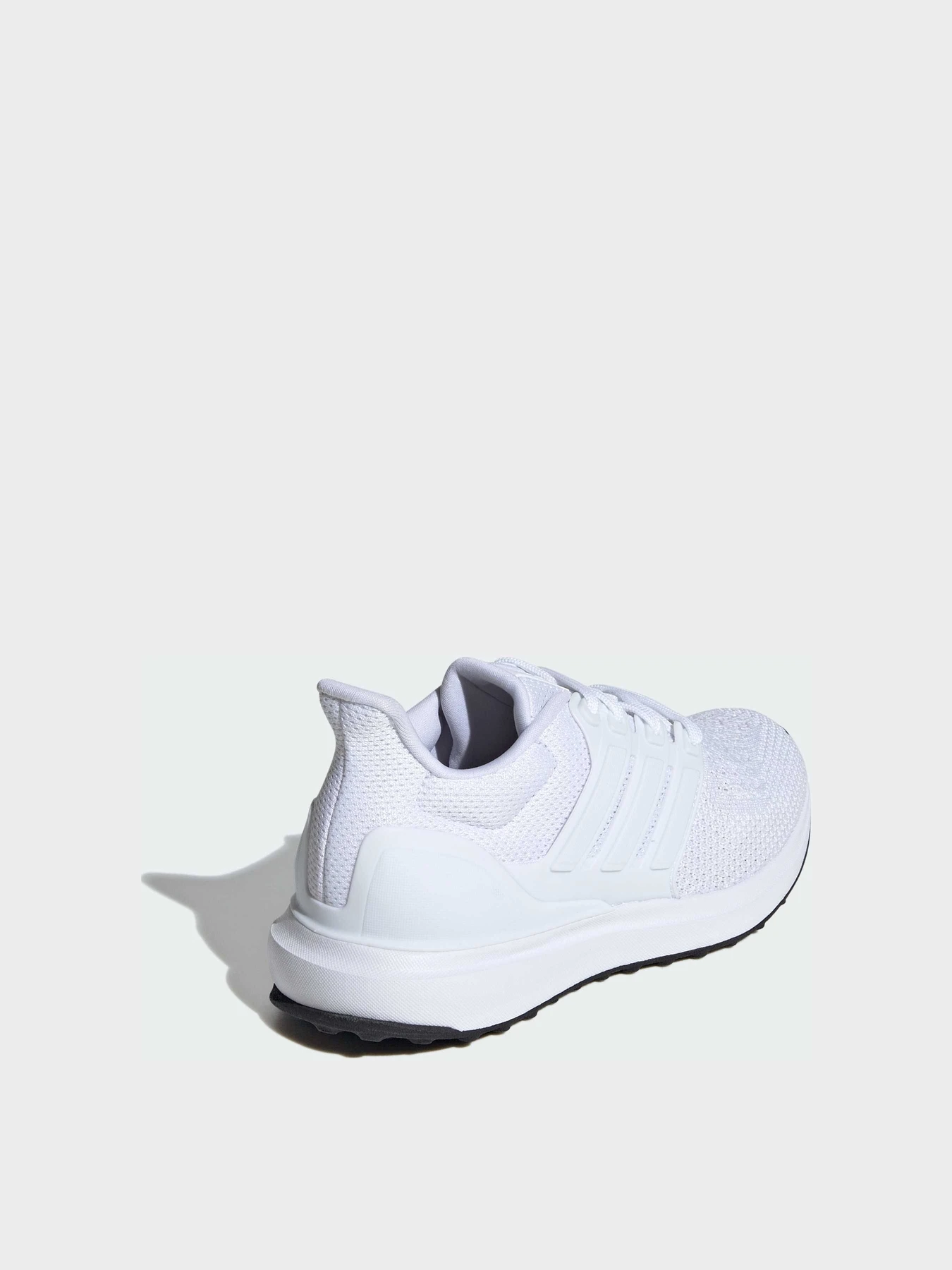 Кроссовки Adidas модель IF6806 Кроссовки Adidas модель IF6806 Фото