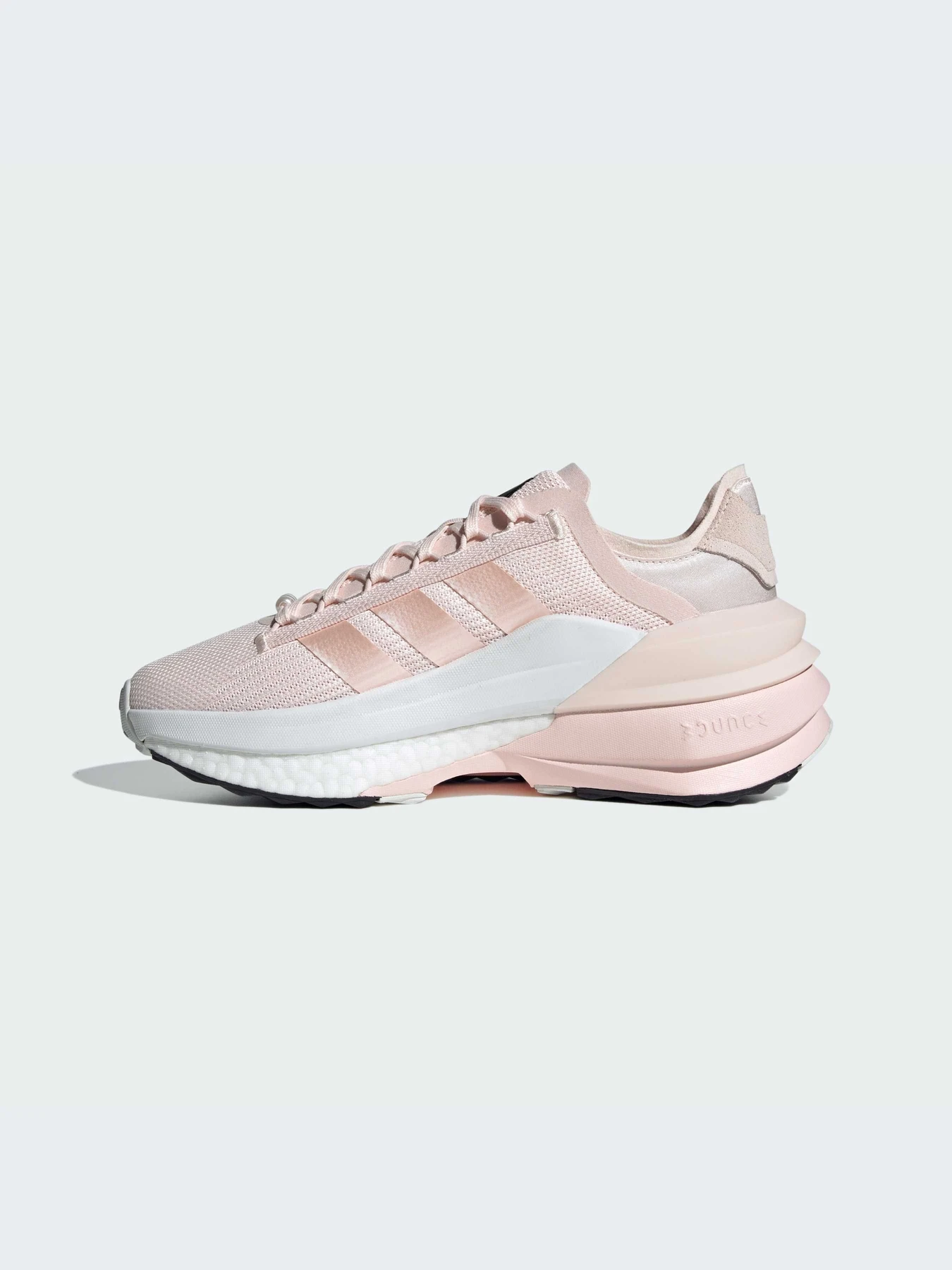 Кроссовки Adidas AVRYN модель IG3620 Кроссовки Adidas AVRYN модель IG3620 Фото