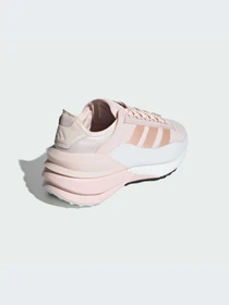 Кроссовки Adidas AVRYN модель IG3620 Фото