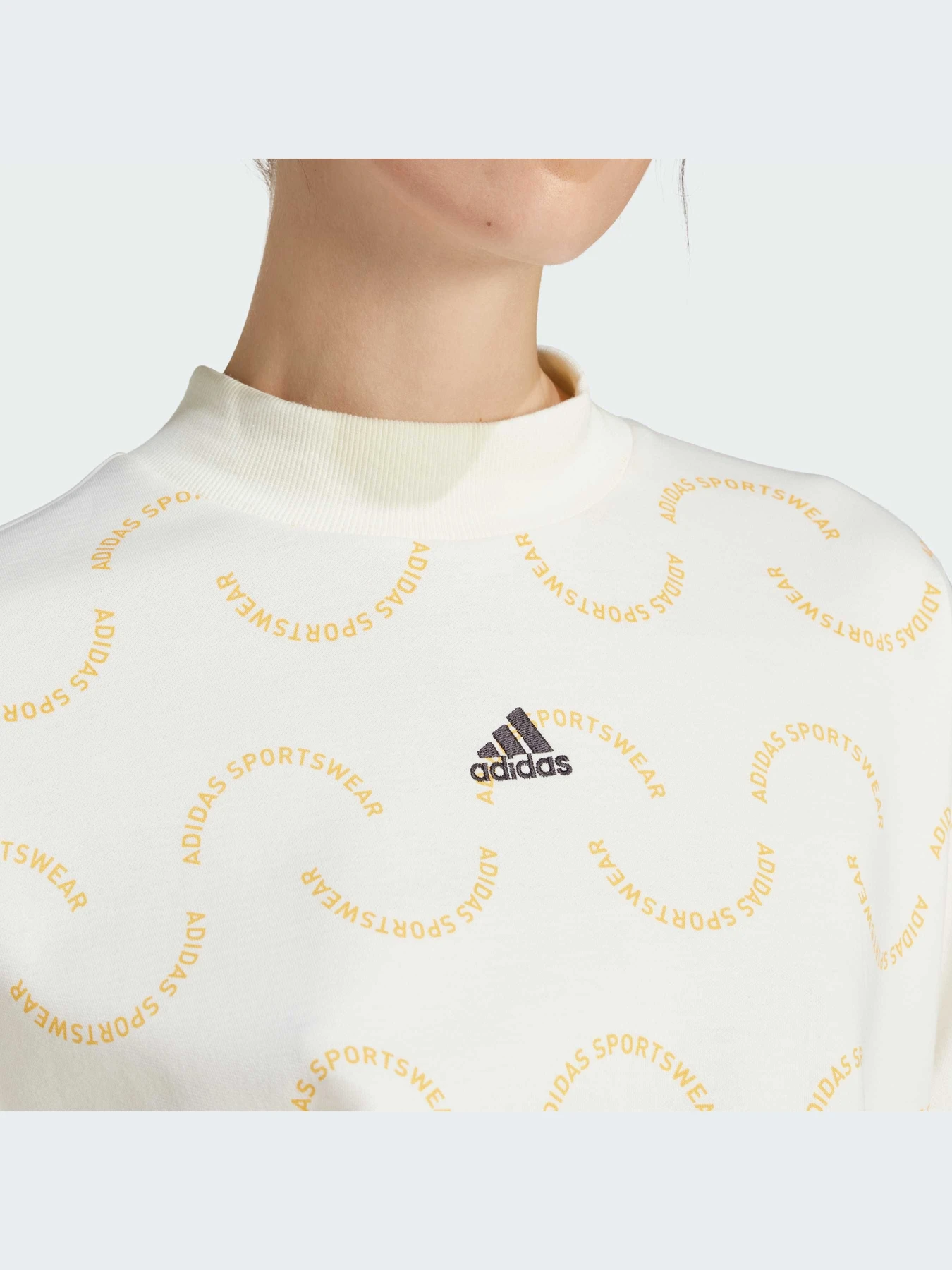 Худи и свитшоты Adidas модель IN7334 Фото