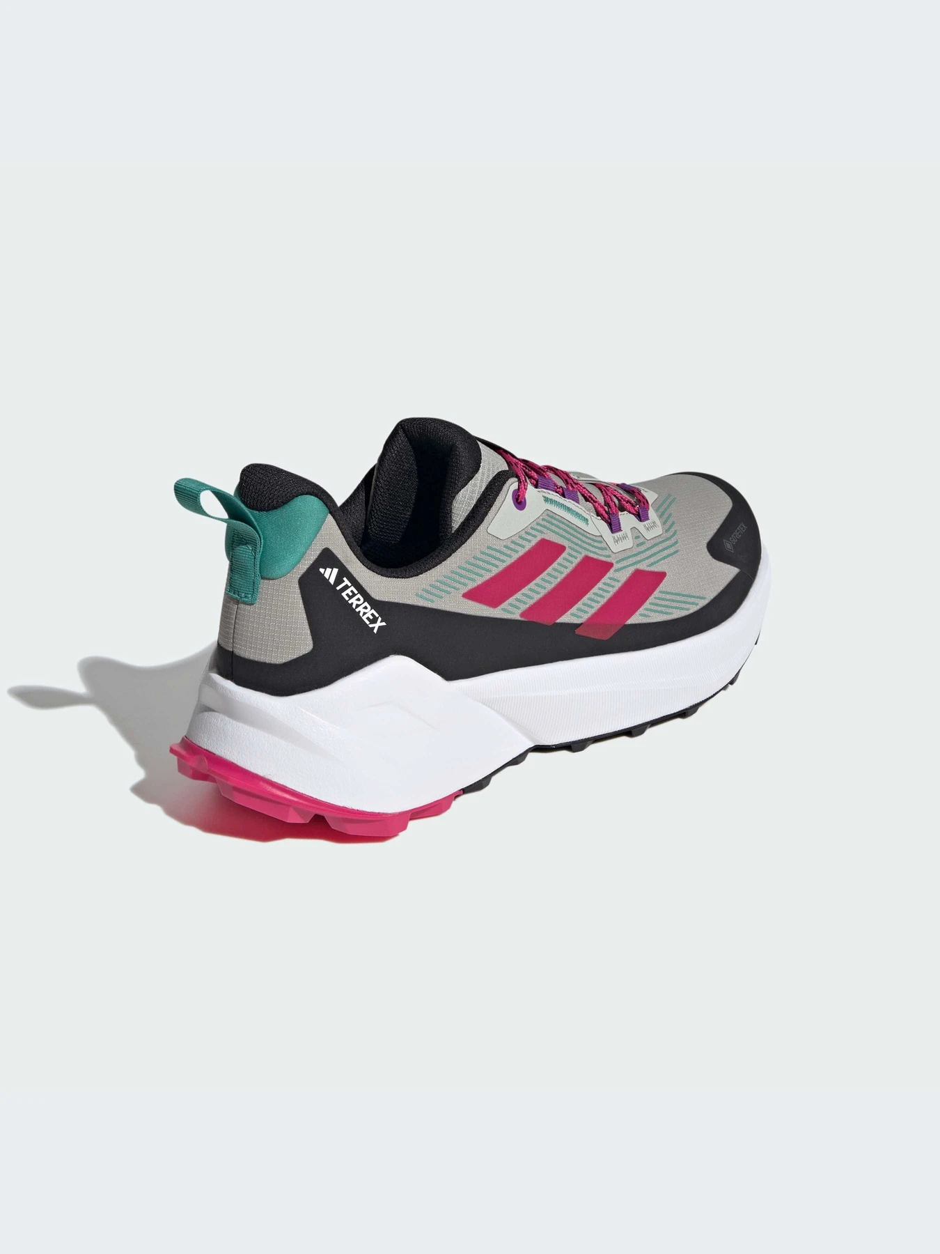 Кросівки Adidas модель IE4841 Кросівки Adidas модель IE4841 Фото