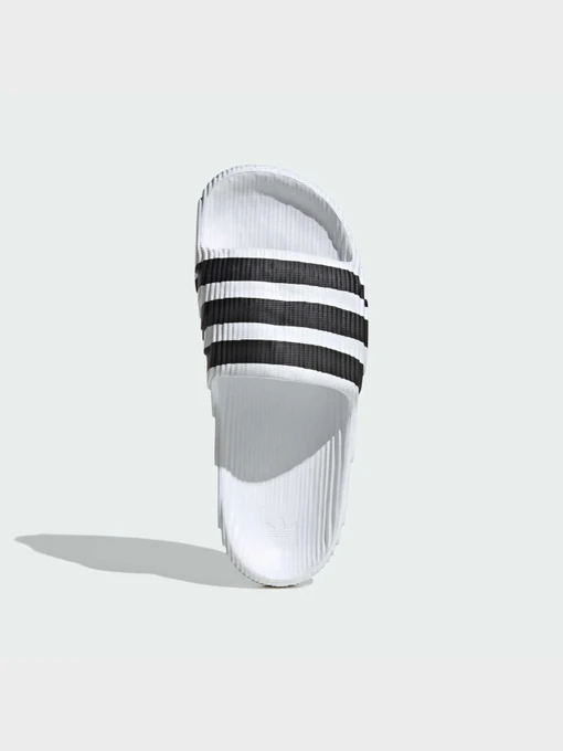 Чоловічі Шльопанці adidas Adilette фото 2