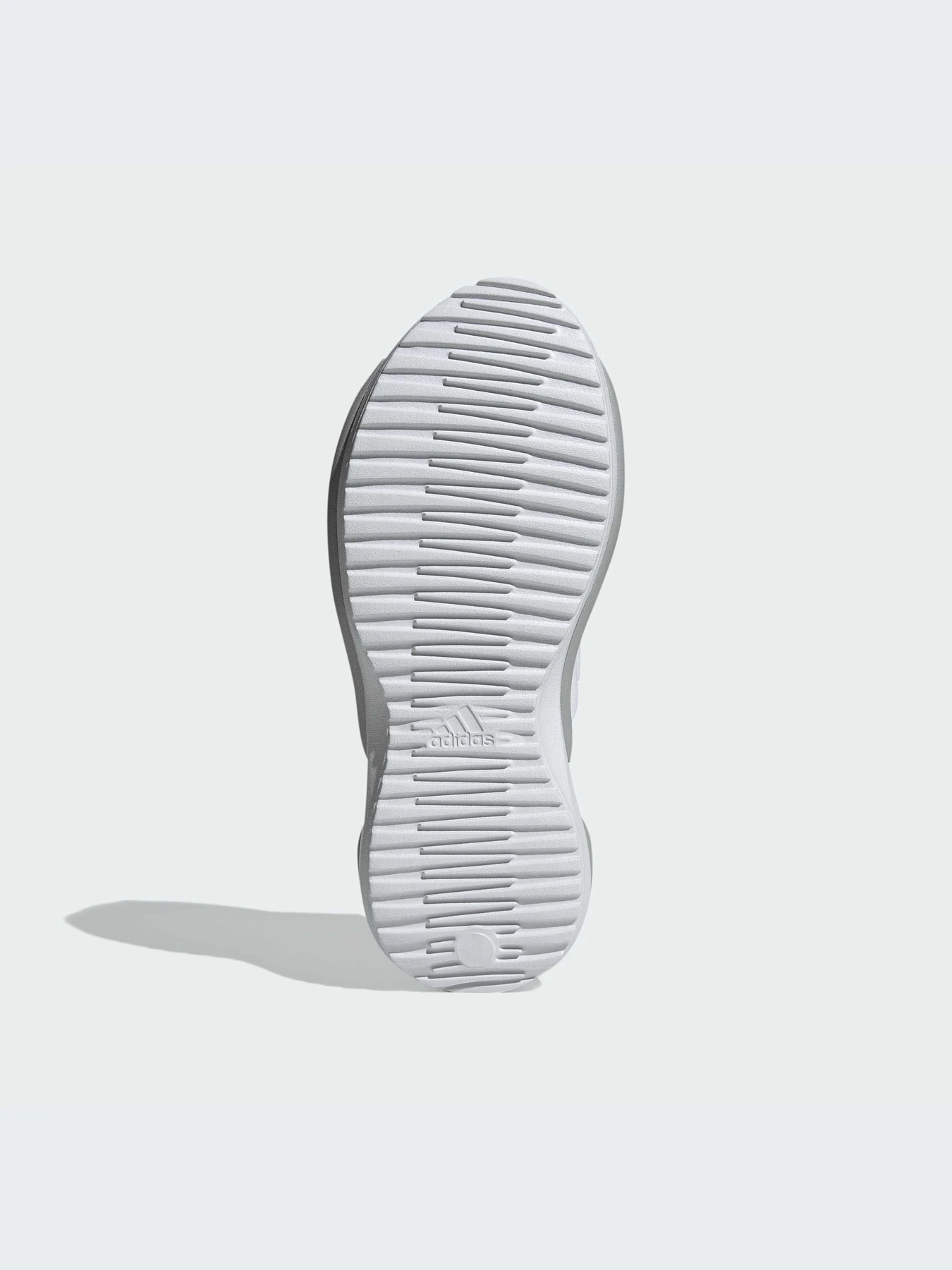 Сандалии Adidas модель IE7890 Сандалии Adidas модель IE7890 Фото