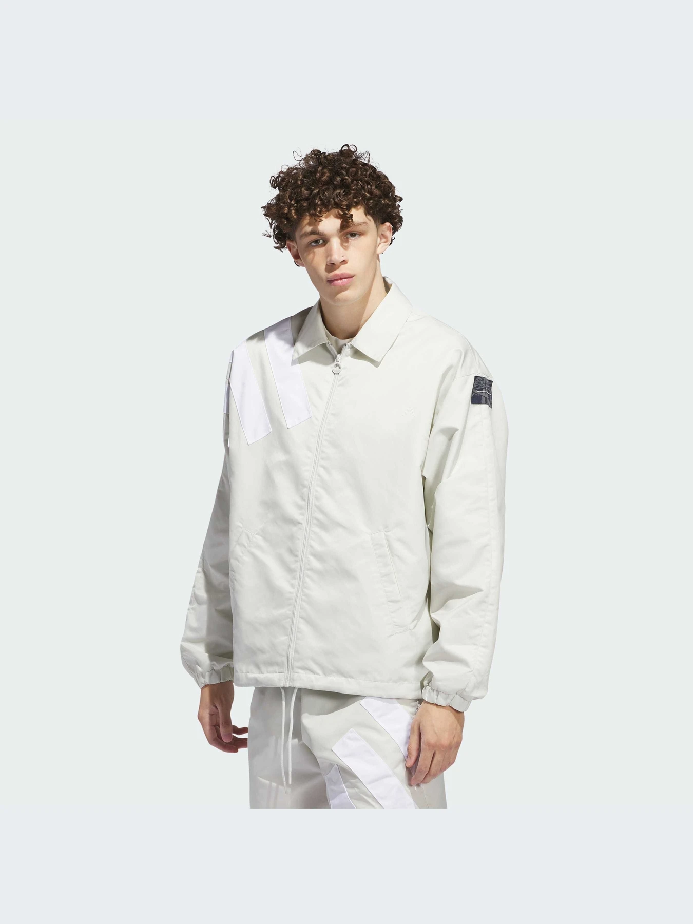 Куртки та дублянки Adidas модель IT0117 Куртки та дублянки Adidas модель IT0117 Фото