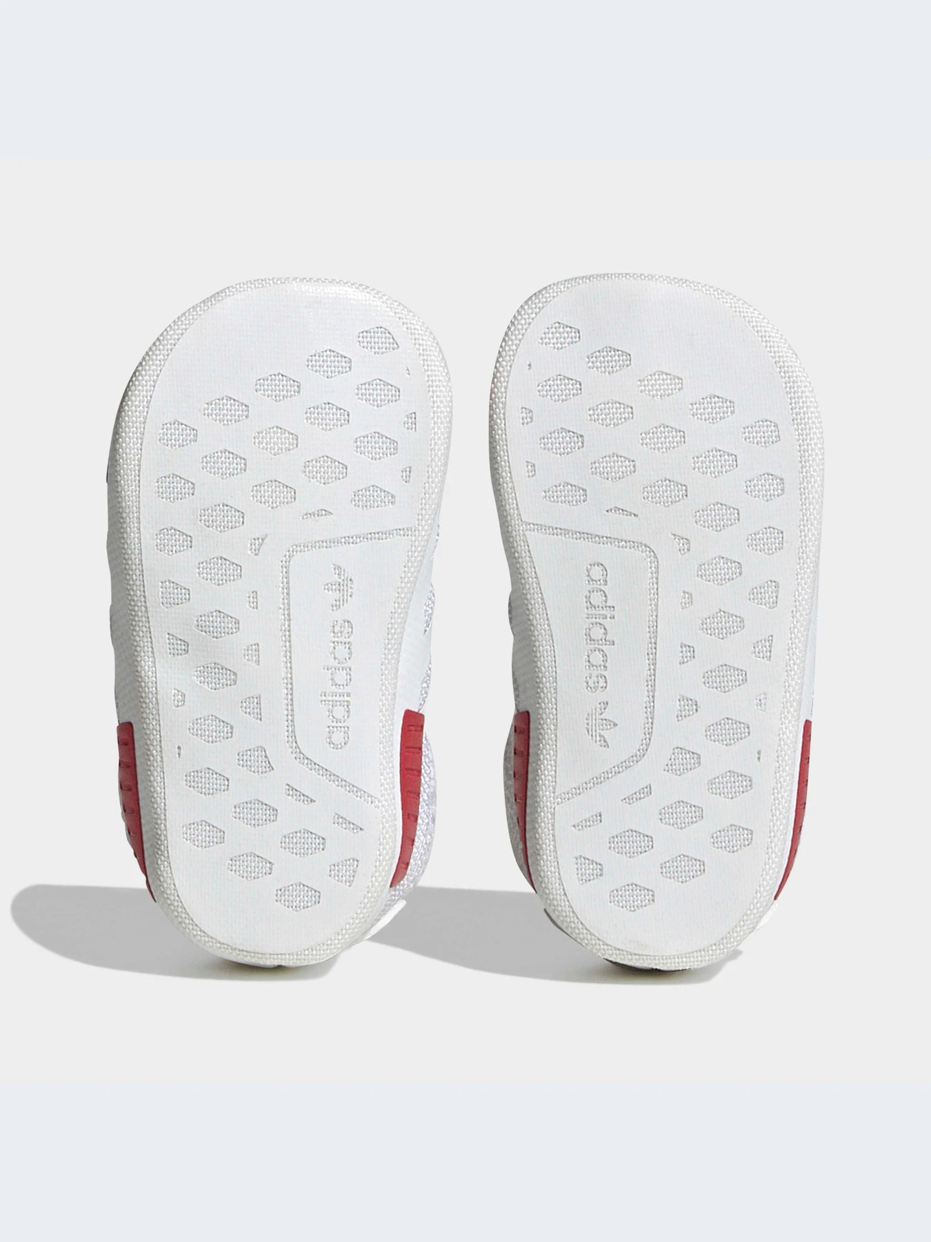 Кроссовки Adidas NMD модель HQ1651 Кроссовки Adidas NMD модель HQ1651 Фото