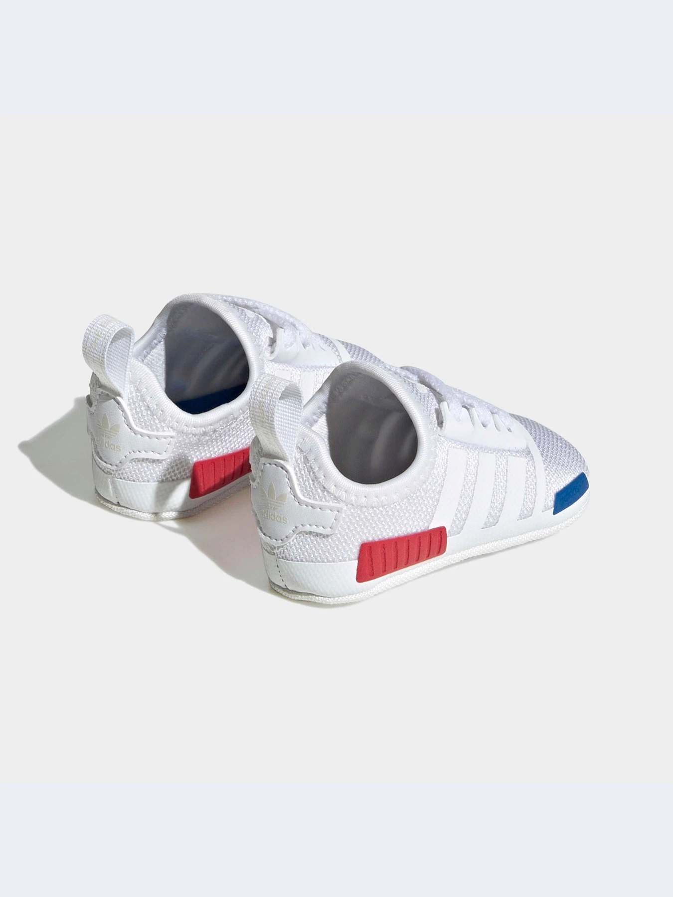 Кроссовки Adidas NMD модель HQ1651 Кроссовки Adidas NMD модель HQ1651 Фото