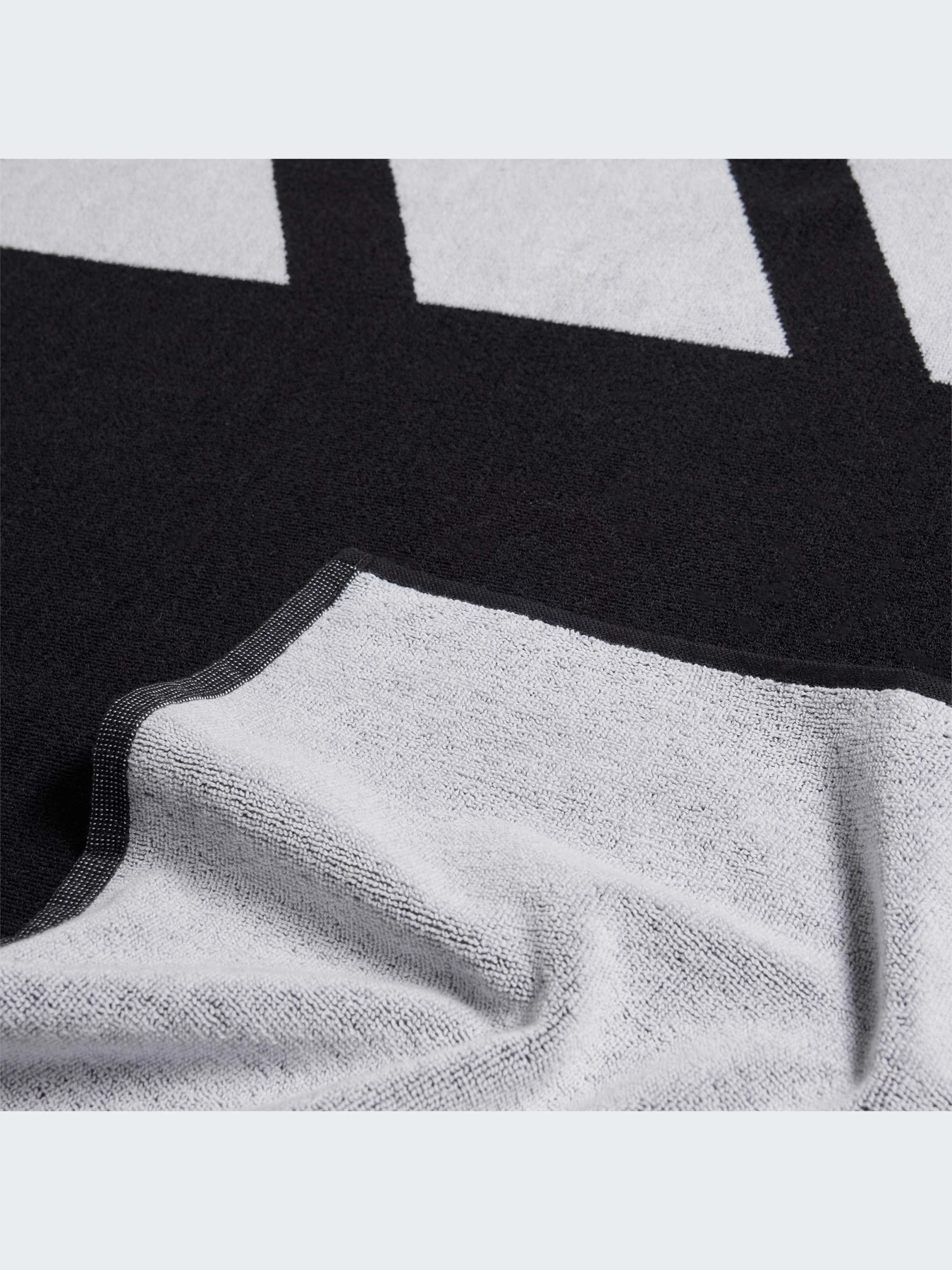 Туристичний рушник Adidas модель IU1289 Фото