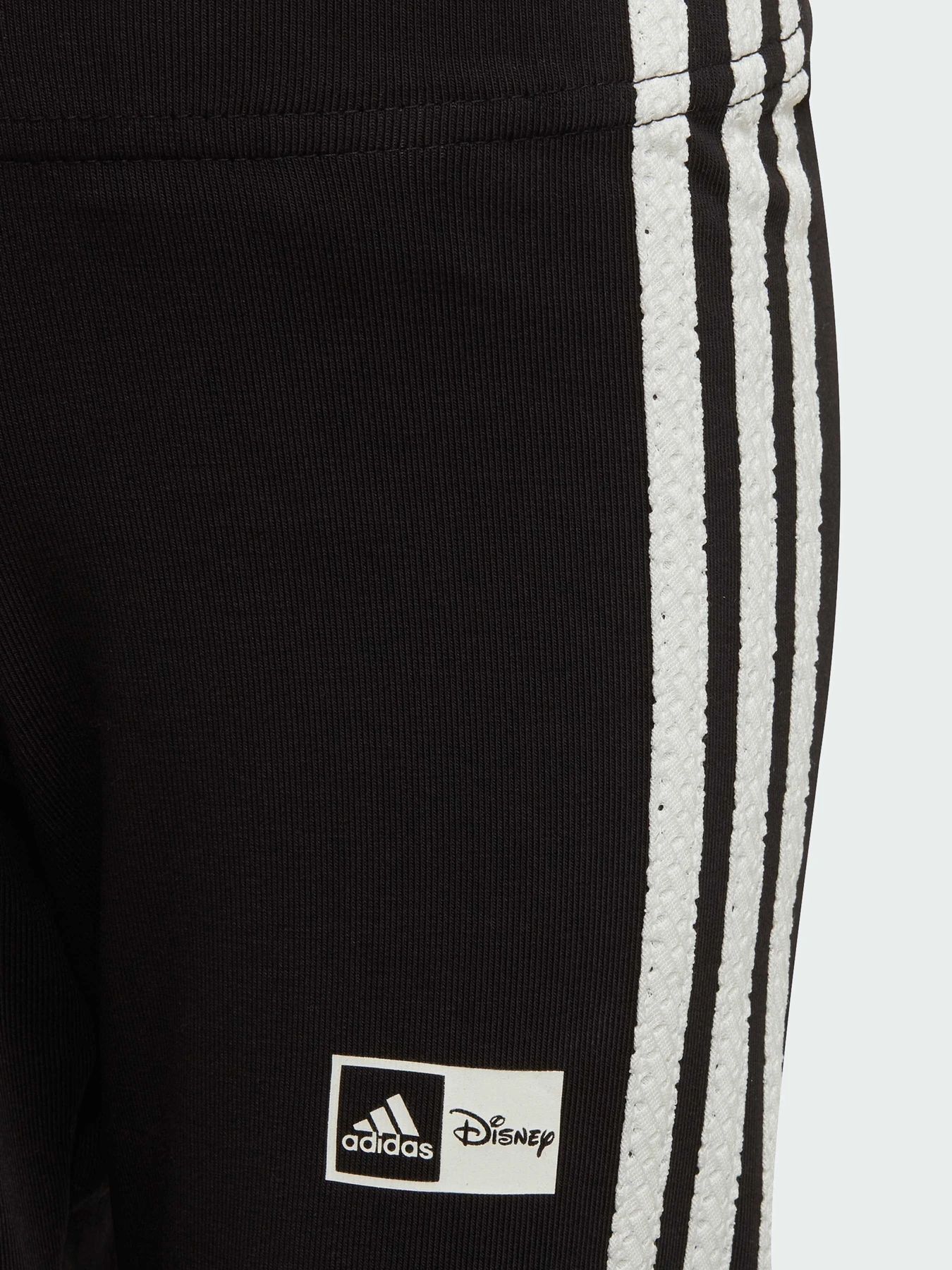 Брюки Adidas x Disney модель IN7301 Брюки Adidas x Disney модель IN7301 Фото