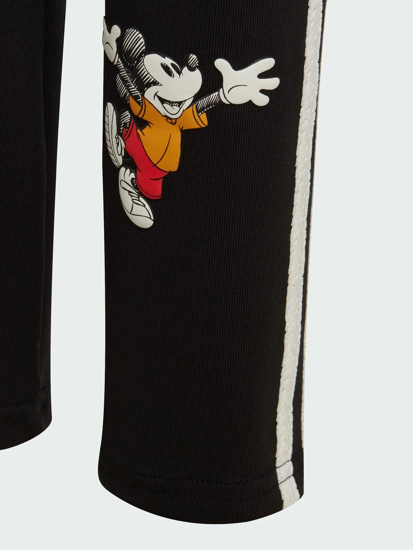 Брюки Adidas x Disney модель IN7301 Брюки Adidas x Disney модель IN7301 Фото