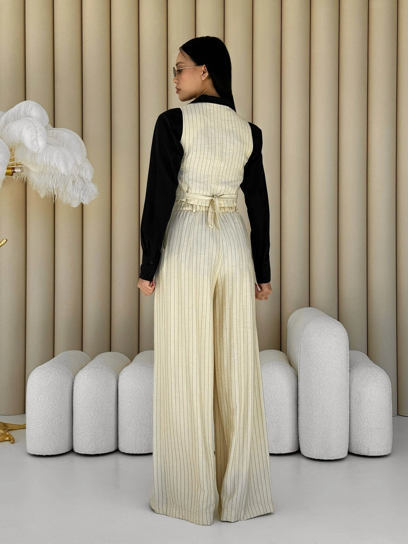 Костюмы Jadone Fashion модель Kastel_b Костюмы Jadone Fashion модель Kastel_b Фото