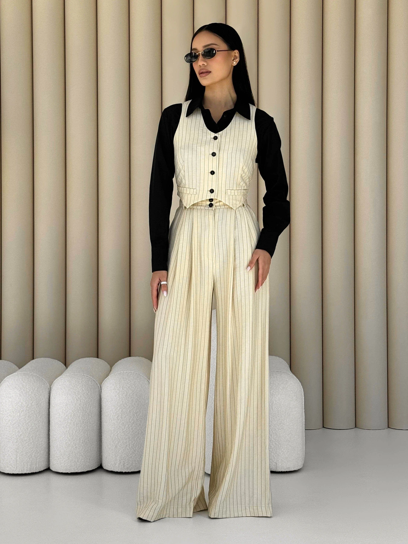 Костюмы Jadone Fashion модель Kastel_b Костюмы Jadone Fashion модель Kastel_b Фото