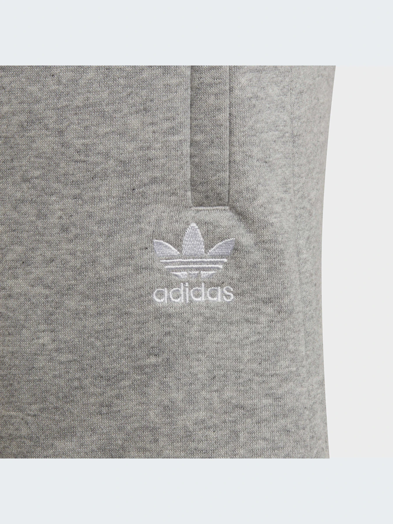 Шорты Adidas Adicolor модель HD2062 Шорты Adidas Adicolor модель HD2062 Фото