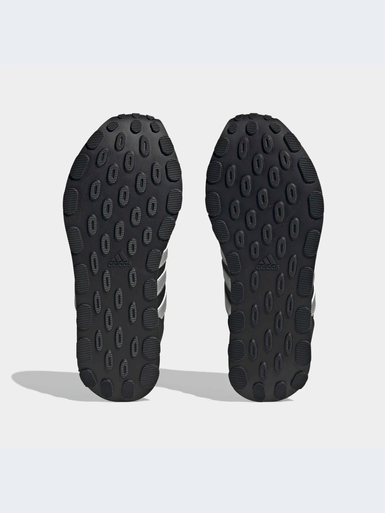 Кроссовки Adidas модель HP2249 Фото