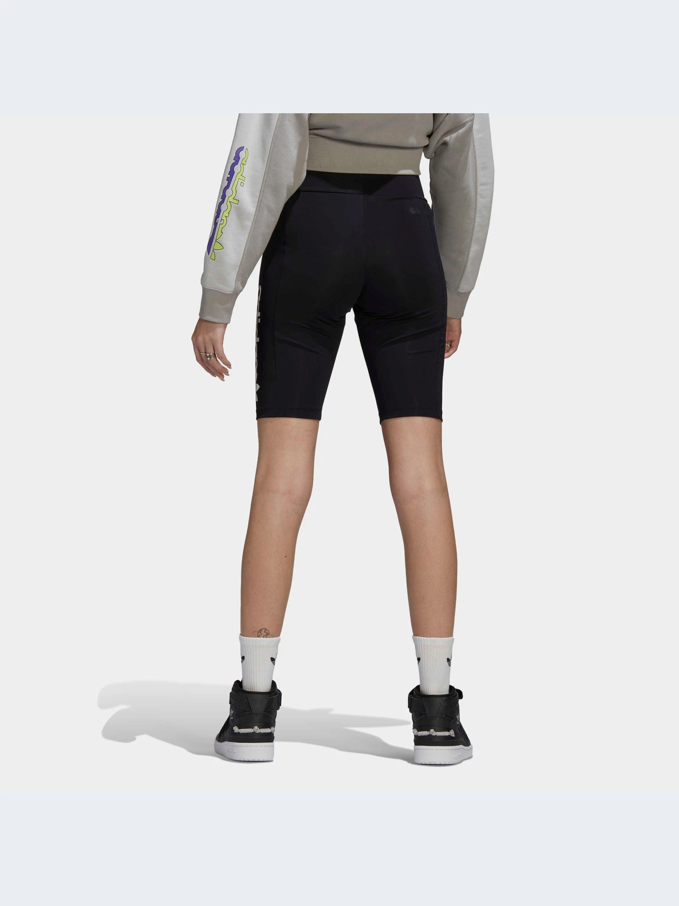 Шорти Adidas модель HF2141 Фото