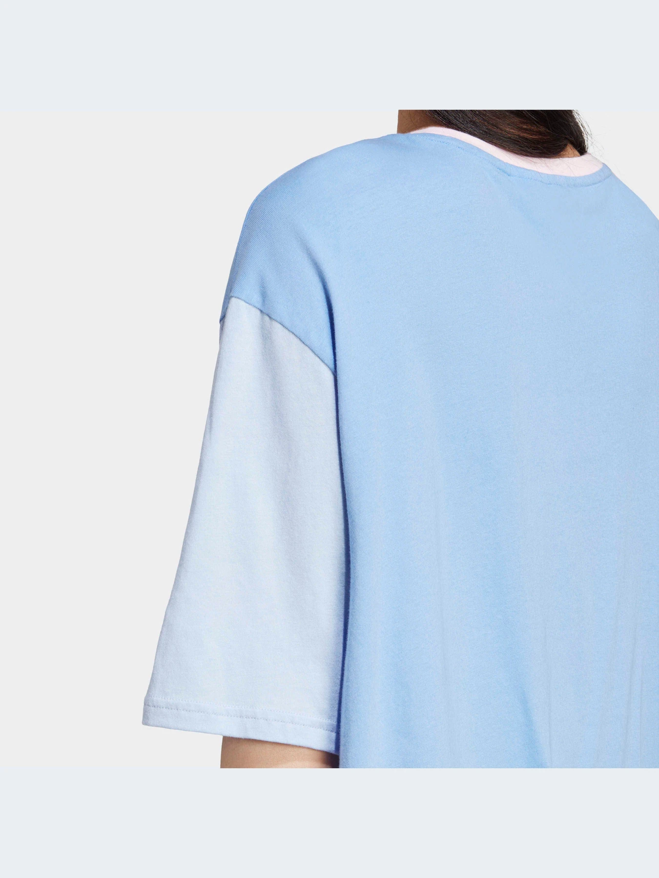 Футболки і поло Adidas модель IC9859 Футболки і поло Adidas модель IC9859 Фото
