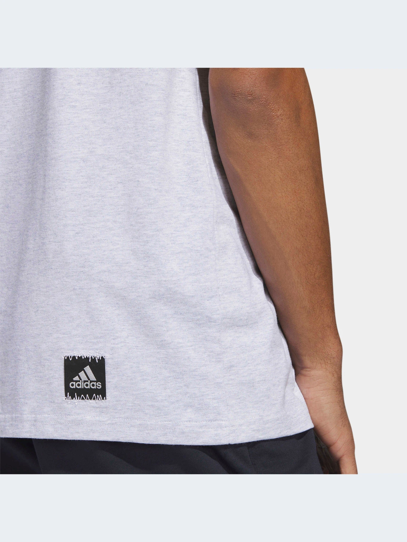 Футболки і поло Adidas модель HT0994 Футболки і поло Adidas модель HT0994 Фото