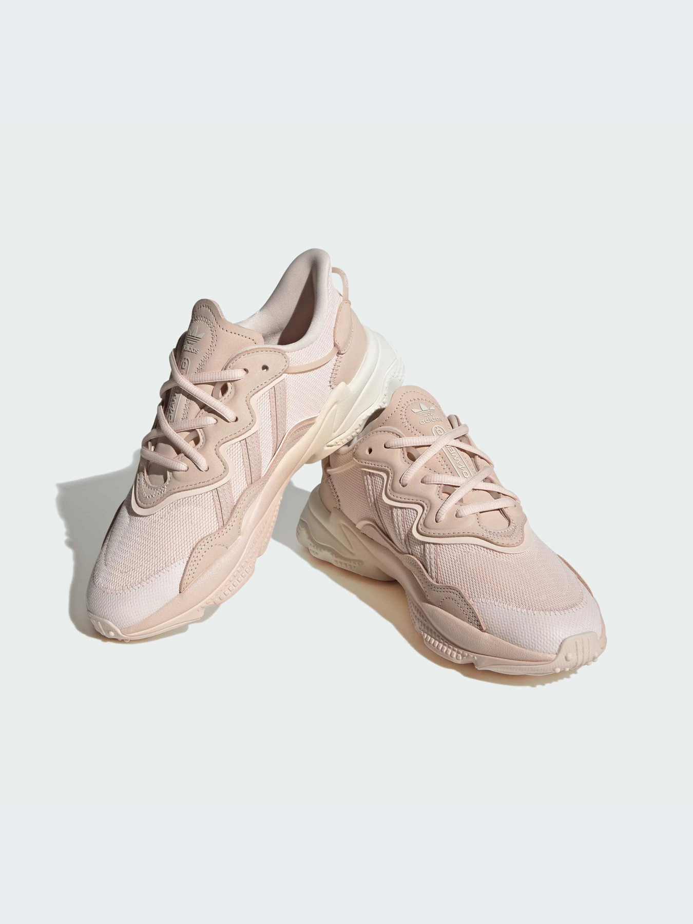 Кроссовки Adidas Ozweego модель IG5933 Кроссовки Adidas Ozweego модель IG5933 Фото