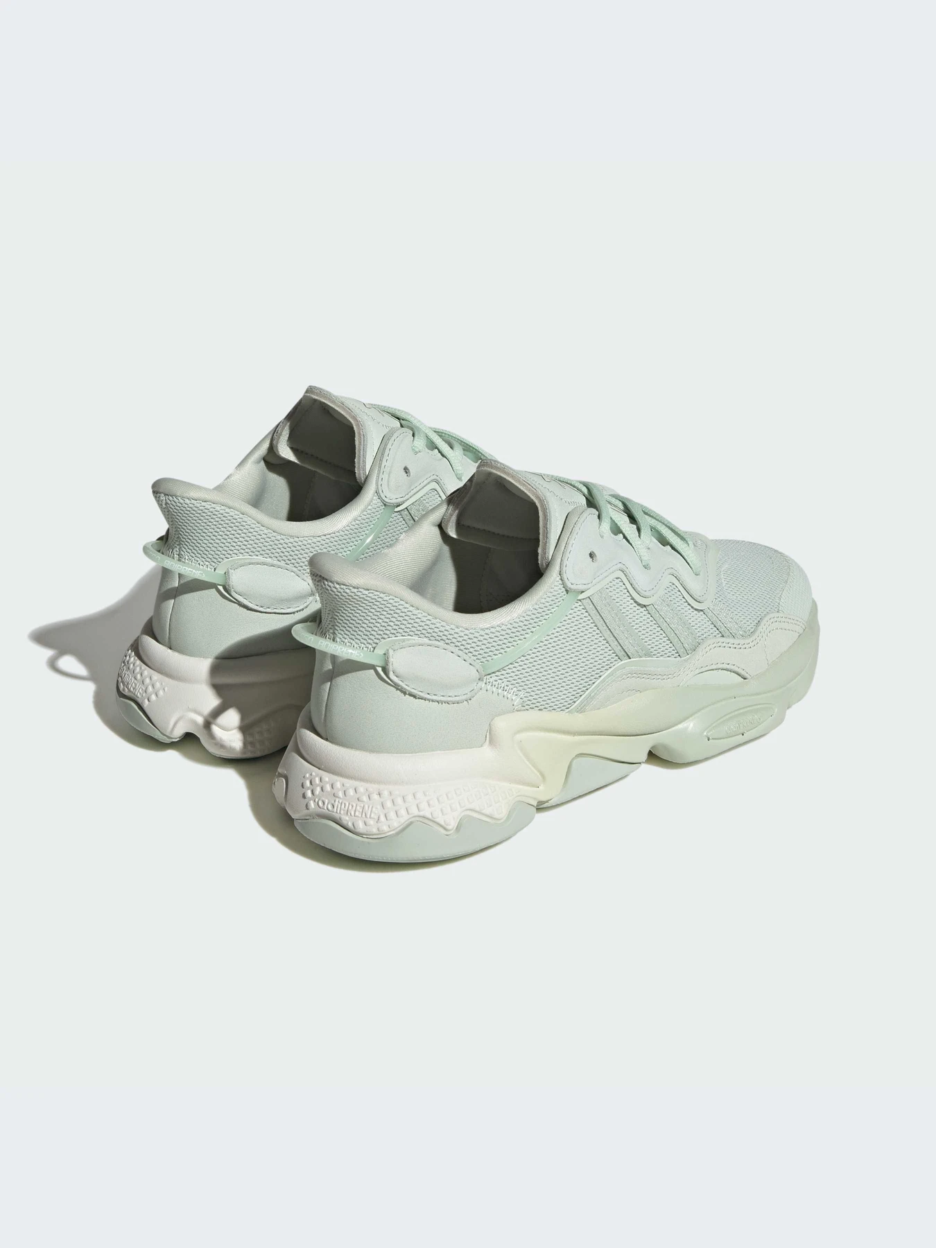 Кроссовки Adidas Ozweego модель IG5934 Фото