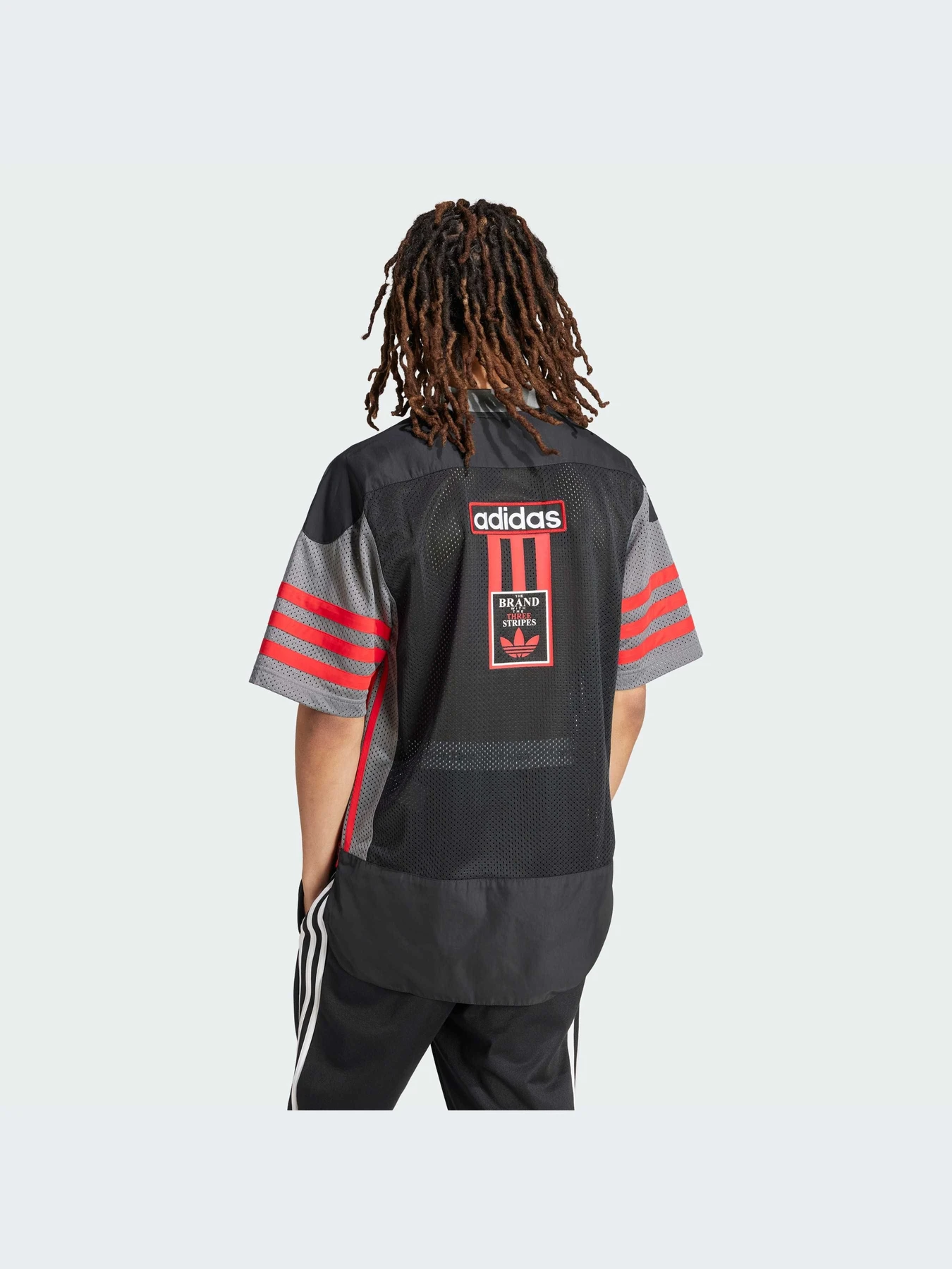 Футболки и поло Adidas Adicolor модель IR7994 Футболки и поло Adidas Adicolor модель IR7994 Фото