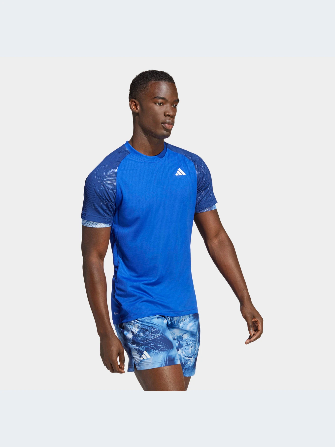 Футболки и поло Adidas модель HT7207 Футболки и поло Adidas модель HT7207 Фото