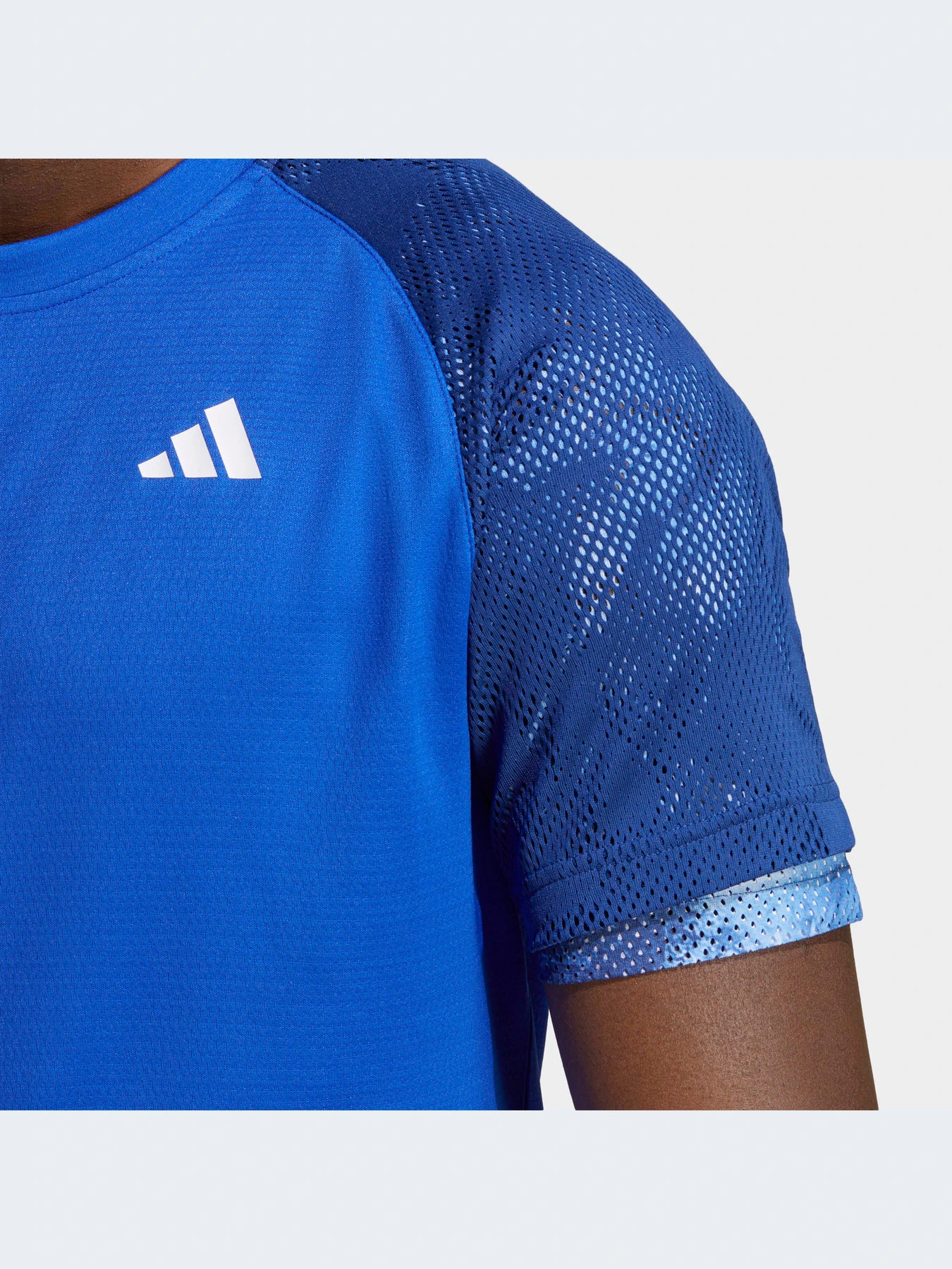Футболки и поло Adidas модель HT7207 Футболки и поло Adidas модель HT7207 Фото