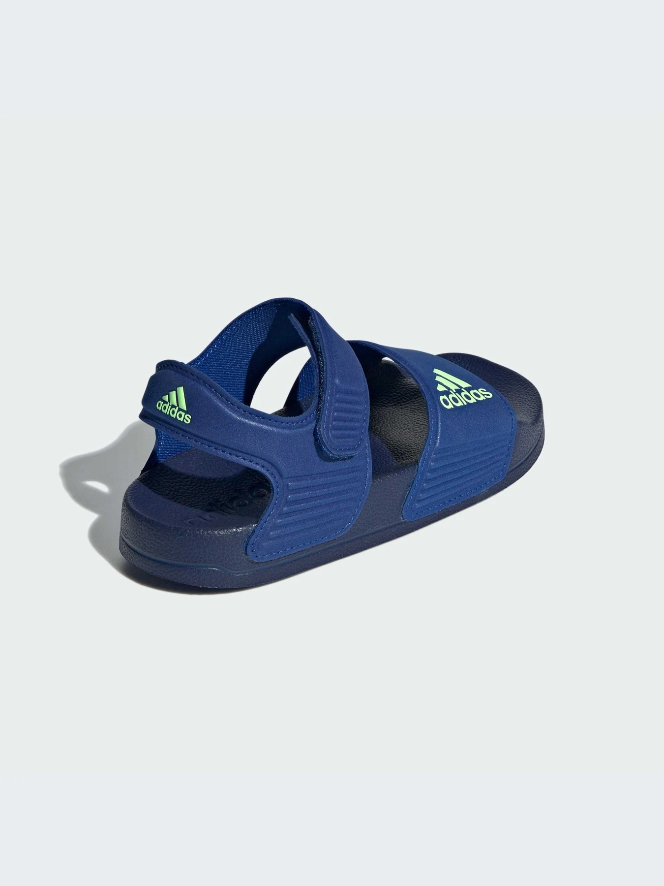 Сандалии Adidas Adilette модель ID2626 Фото