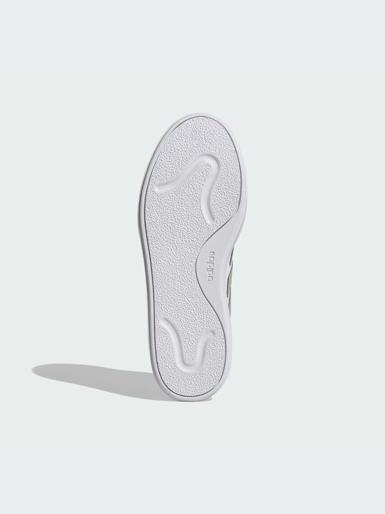 Кроссовки Adidas модель IF4030 Кроссовки Adidas модель IF4030 Фото