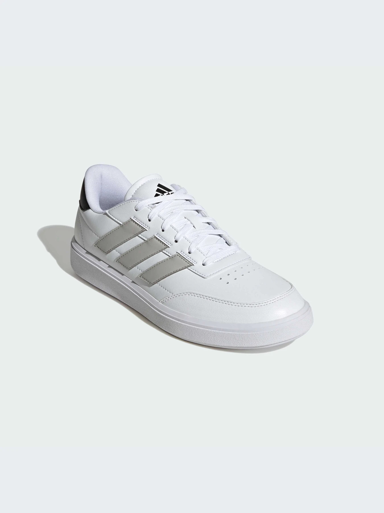 Кроссовки Adidas модель IF4030 Кроссовки Adidas модель IF4030 Фото