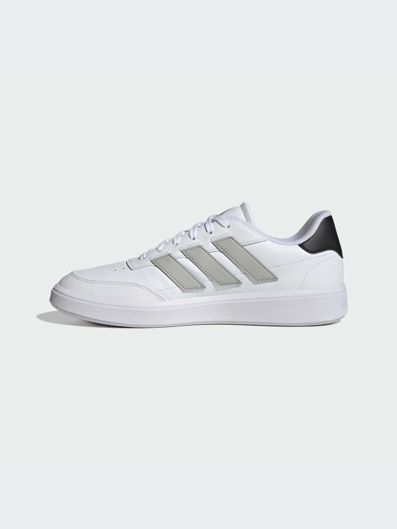 Кроссовки Adidas модель IF4030 Кроссовки Adidas модель IF4030 Фото