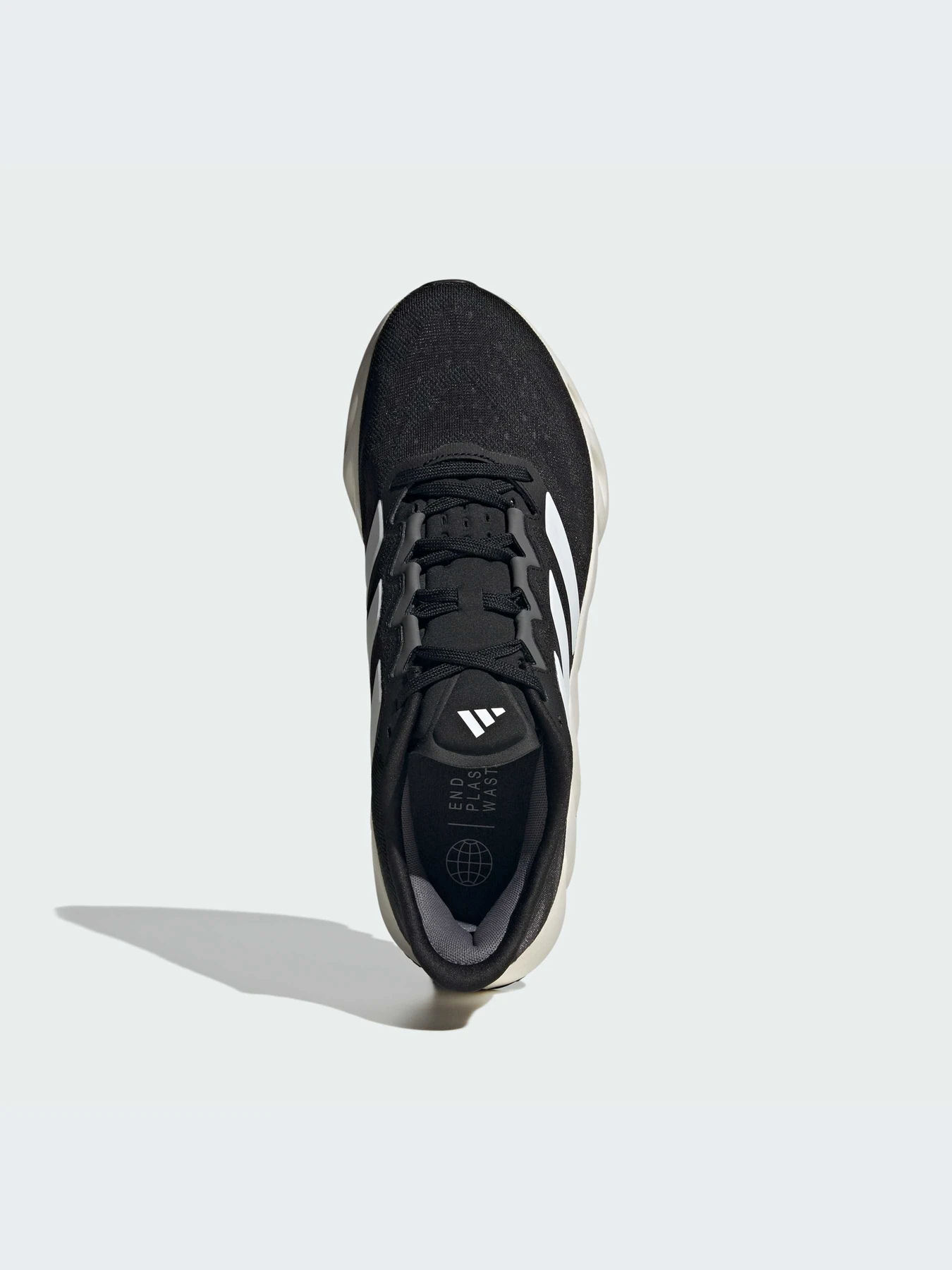 Кроссовки Adidas модель ID1780 Кроссовки Adidas модель ID1780 Фото