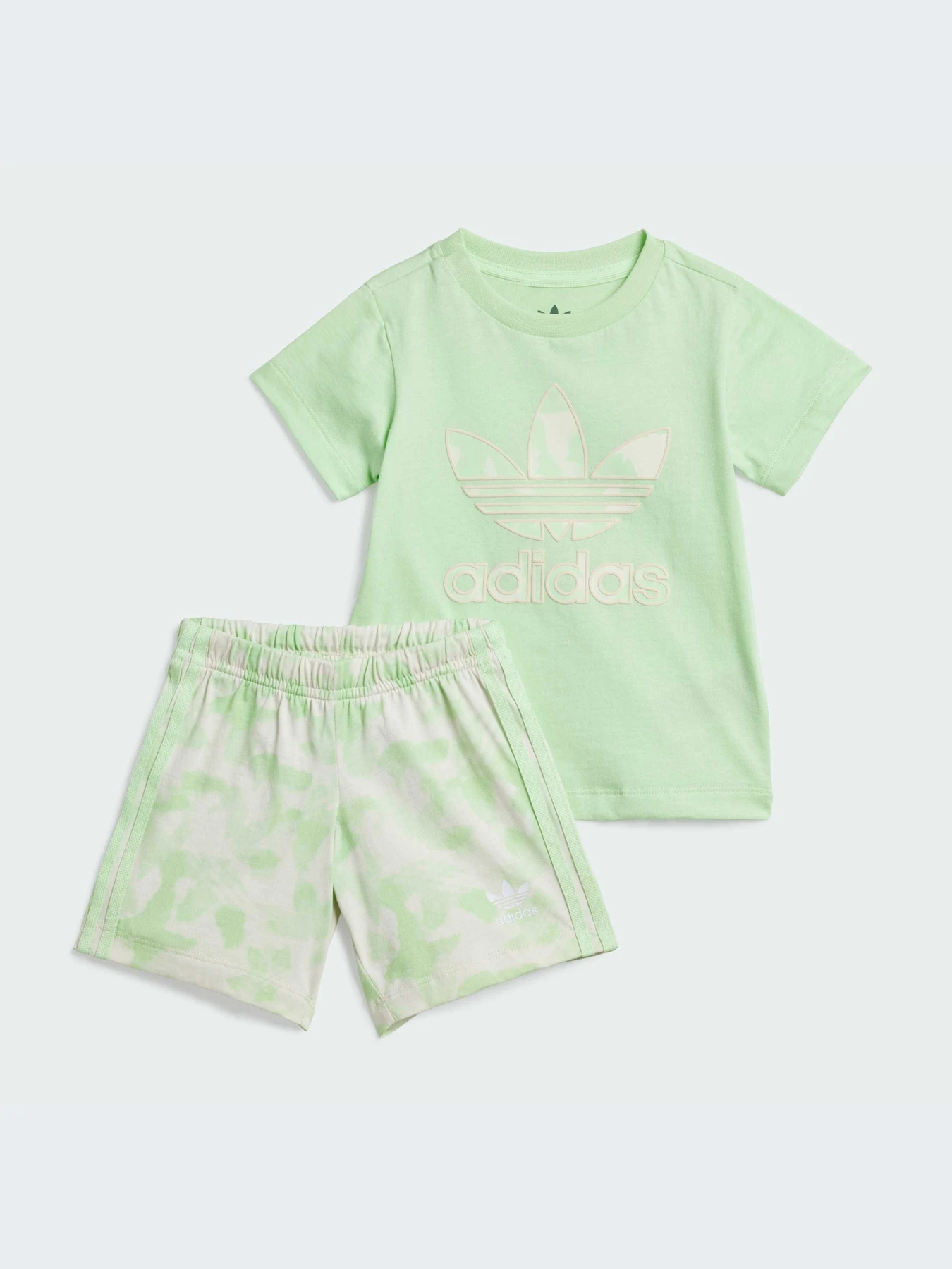 Костюмы Adidas модель IT7302 Костюмы Adidas модель IT7302 Фото